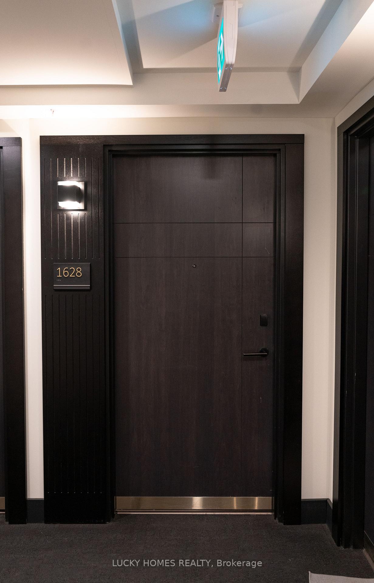 145 W Columbia Street W 1628, Waterloo — photo 3 of 5