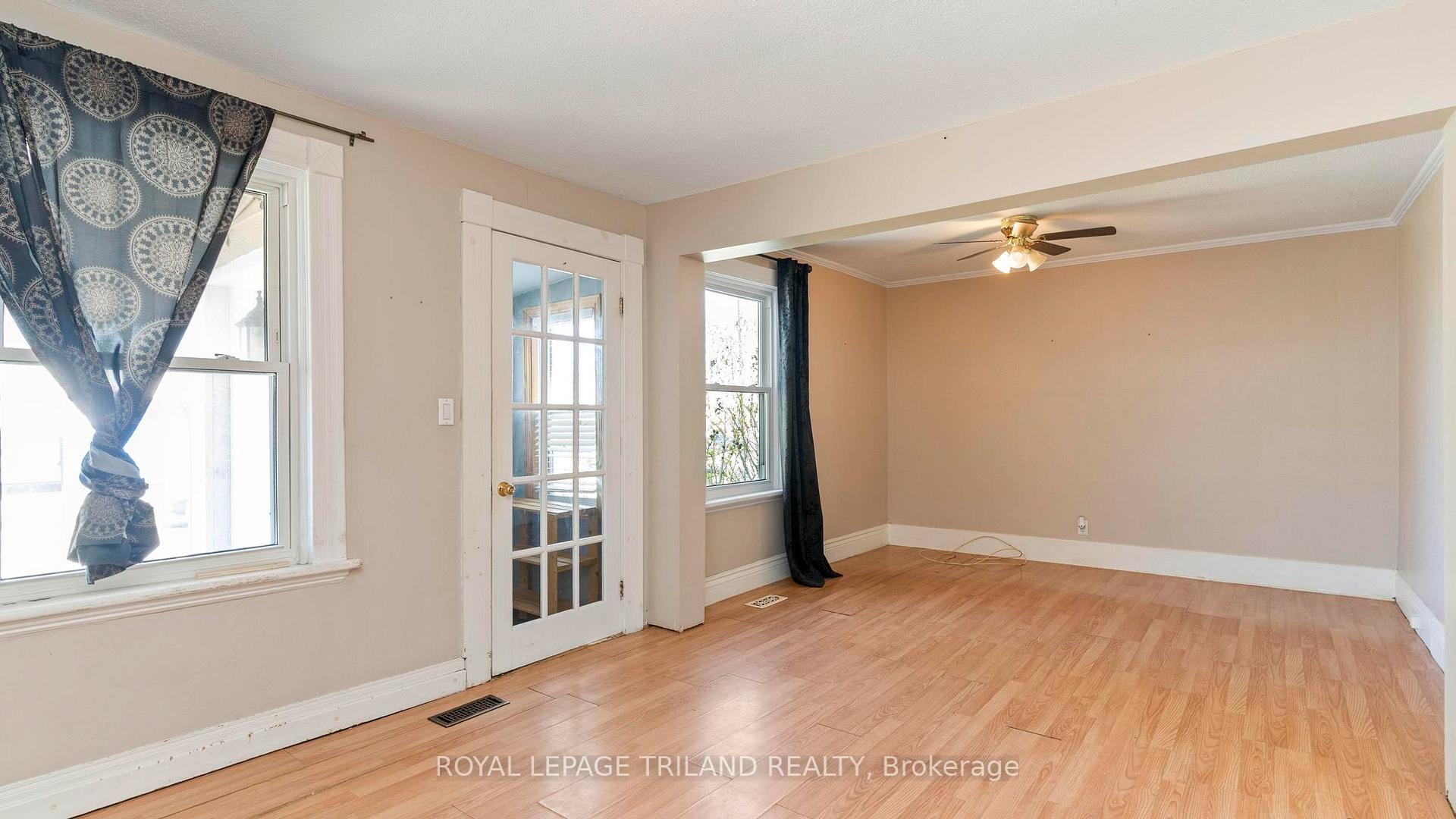 1291 Trafalgar Road, London East — photo 5 of 5