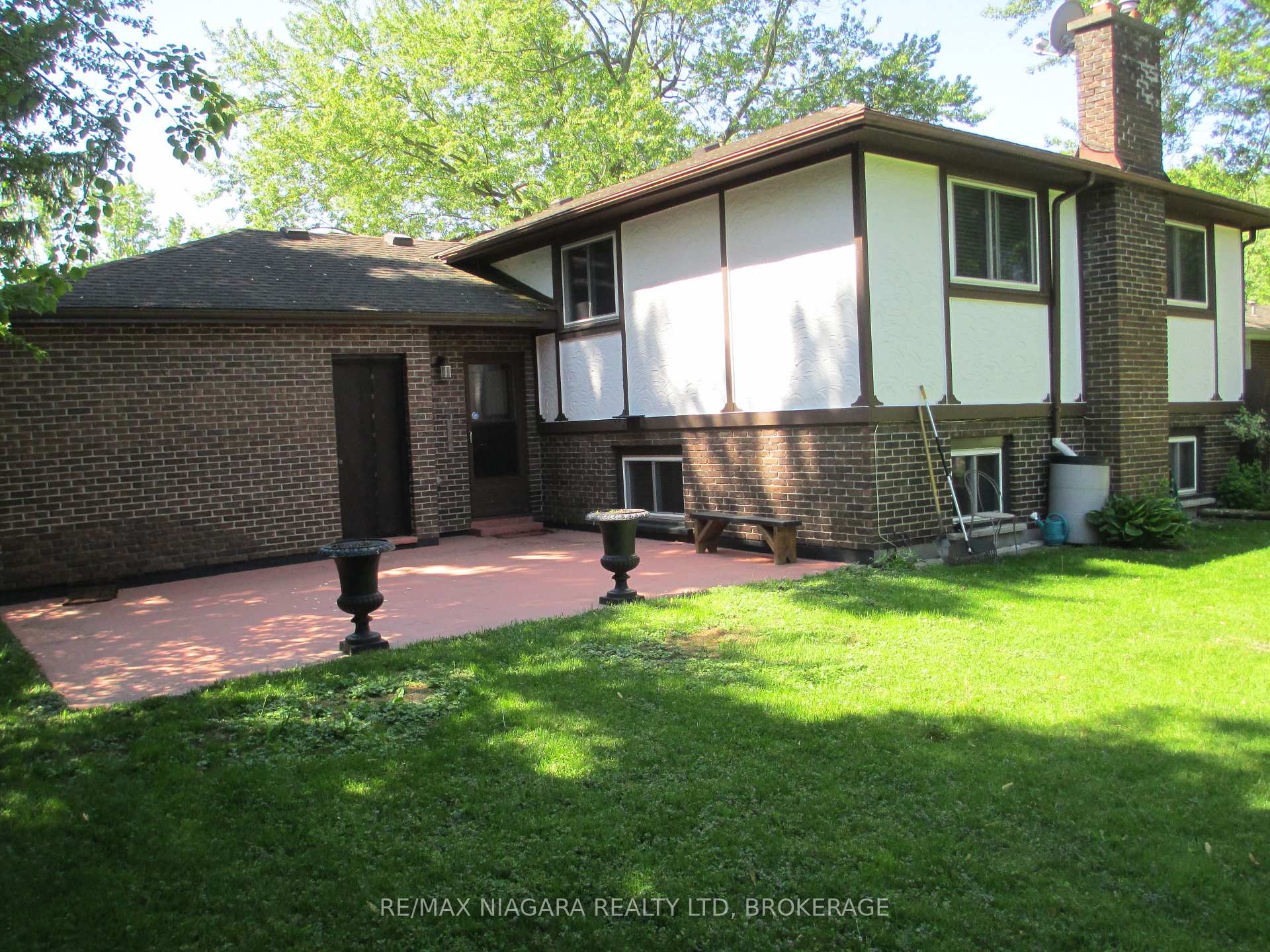 1452 Garrison Road, Fort Erie — photo 4 of 5