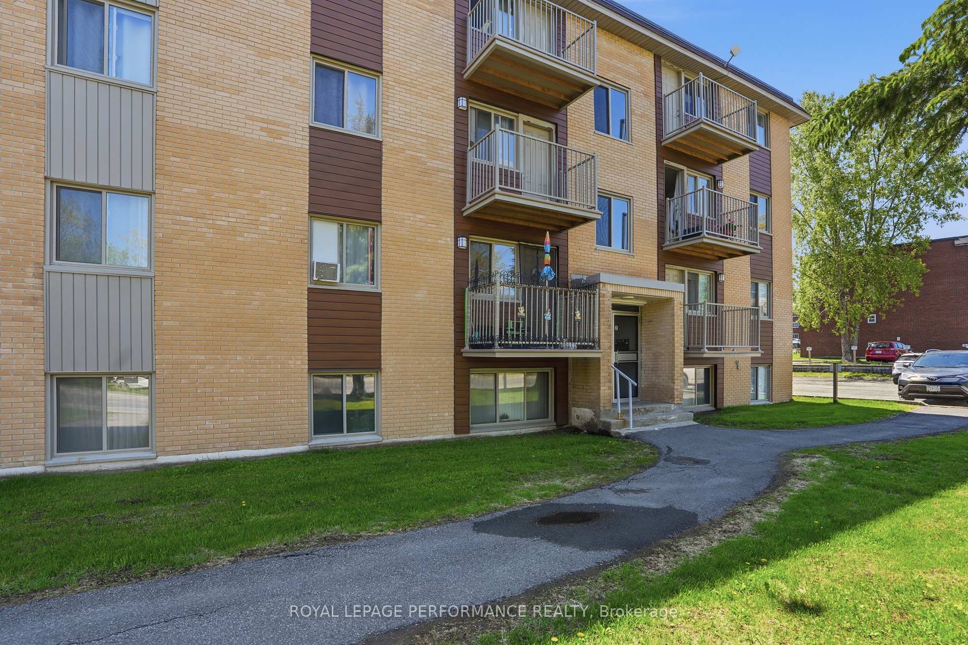 1015 Cartier Boulevard 3, Hawkesbury — photo 3 of 5