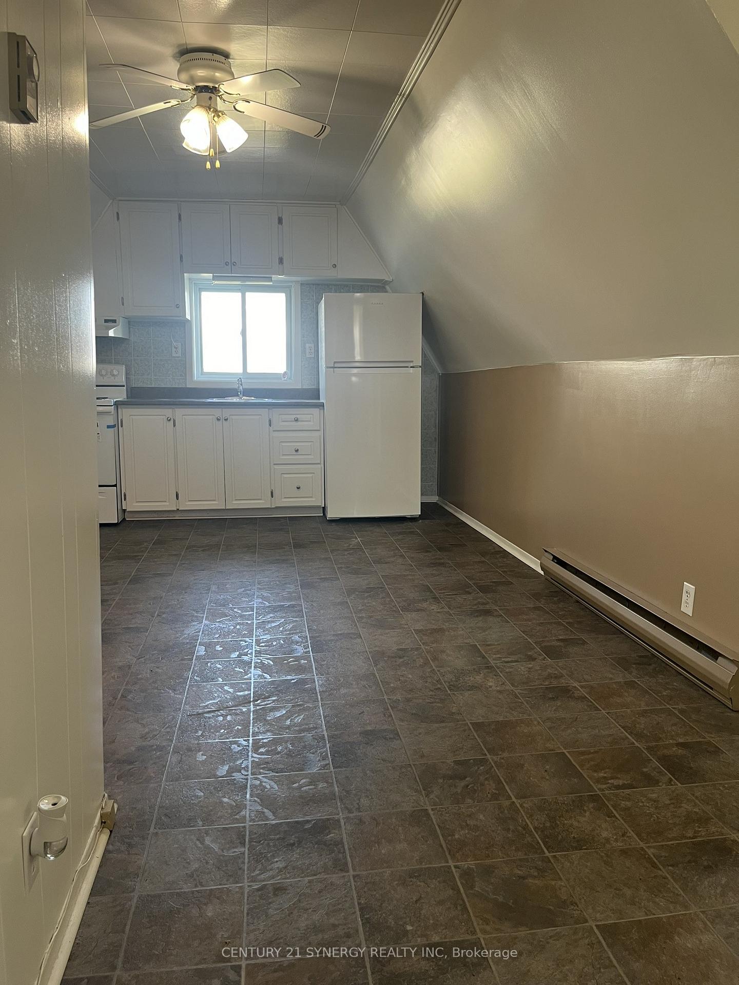 931 Laurier Street, Clarence-Rockland — photo 2 of 5