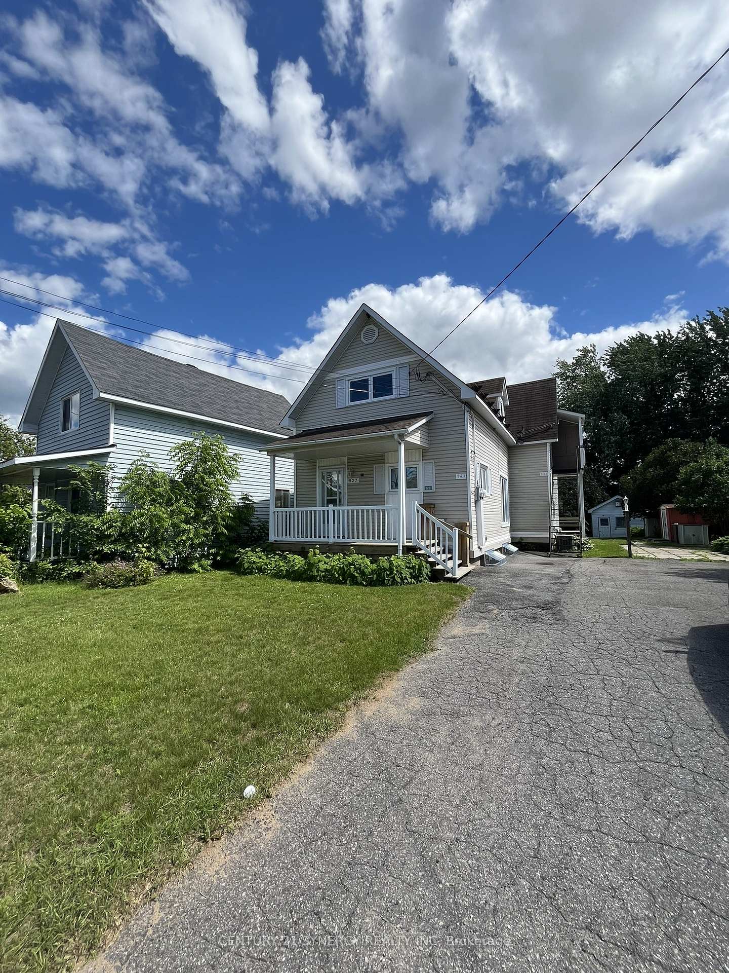 927-931 Laurier Street, Clarence-Rockland, ON K4K 1G4 — Clarence-Rockland, Ontario