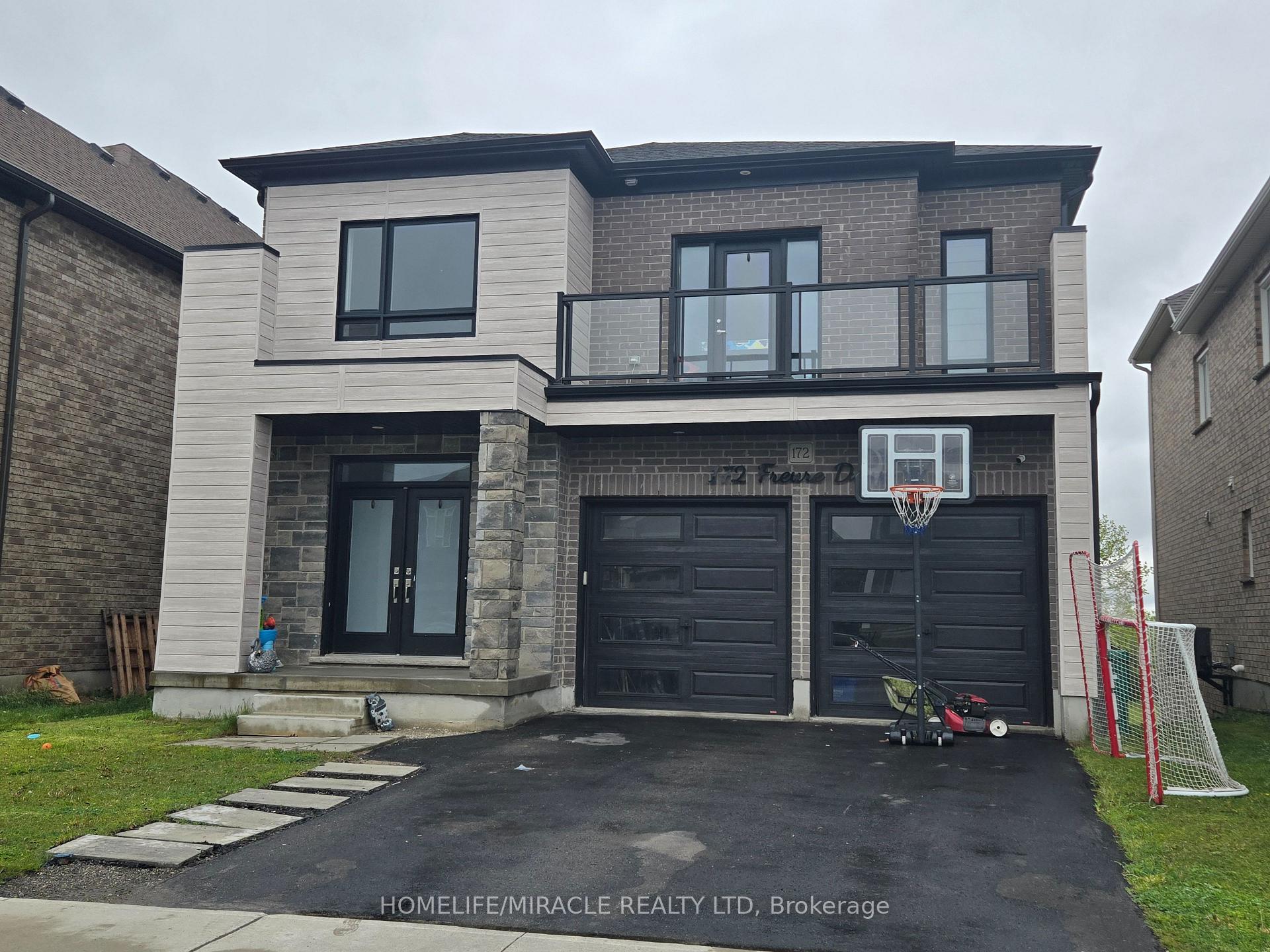 172 Freure Drive, Cambridge — photo 2 of 5