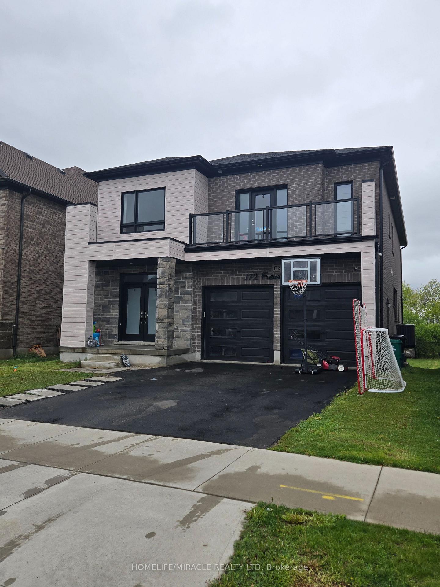 172 Freure Drive, Cambridge — photo 3 of 5