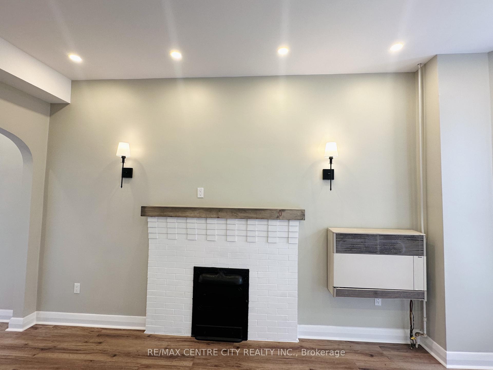 81 Curtis Street Unit 1, St. Thomas — photo 5 of 5