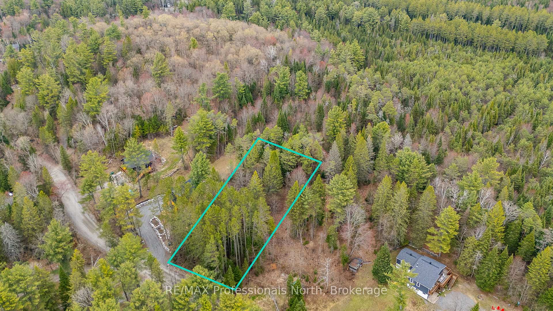 75 Balsam Chutes Road, Huntsville, ON P0B 1L0 — Huntsville, Ontario