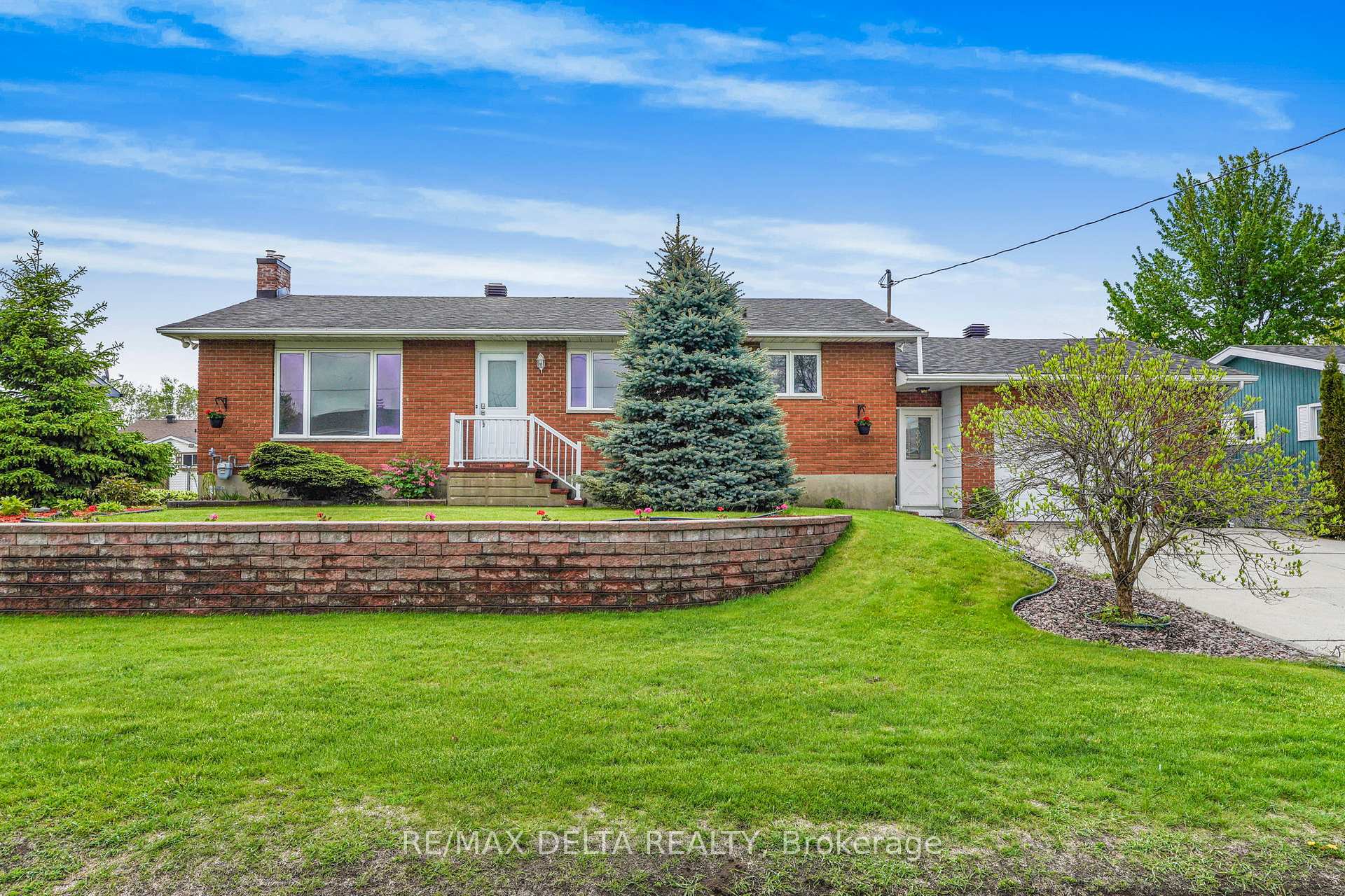 2022 Patricia Street, Clarence-Rockland, ON K4K 1C1 — Clarence-Rockland, Ontario