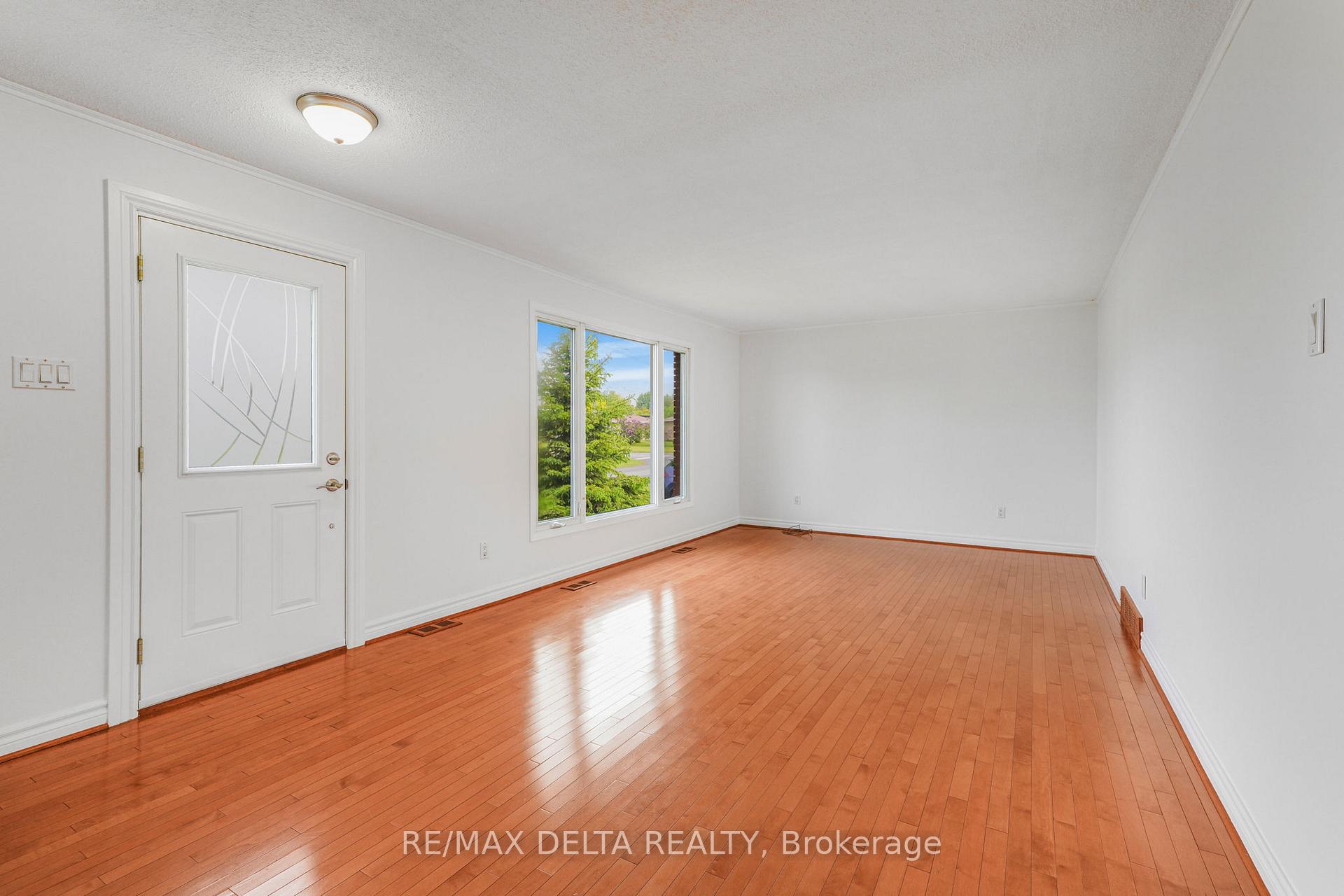 2022 Patricia Street, Clarence-Rockland — photo 3 of 5