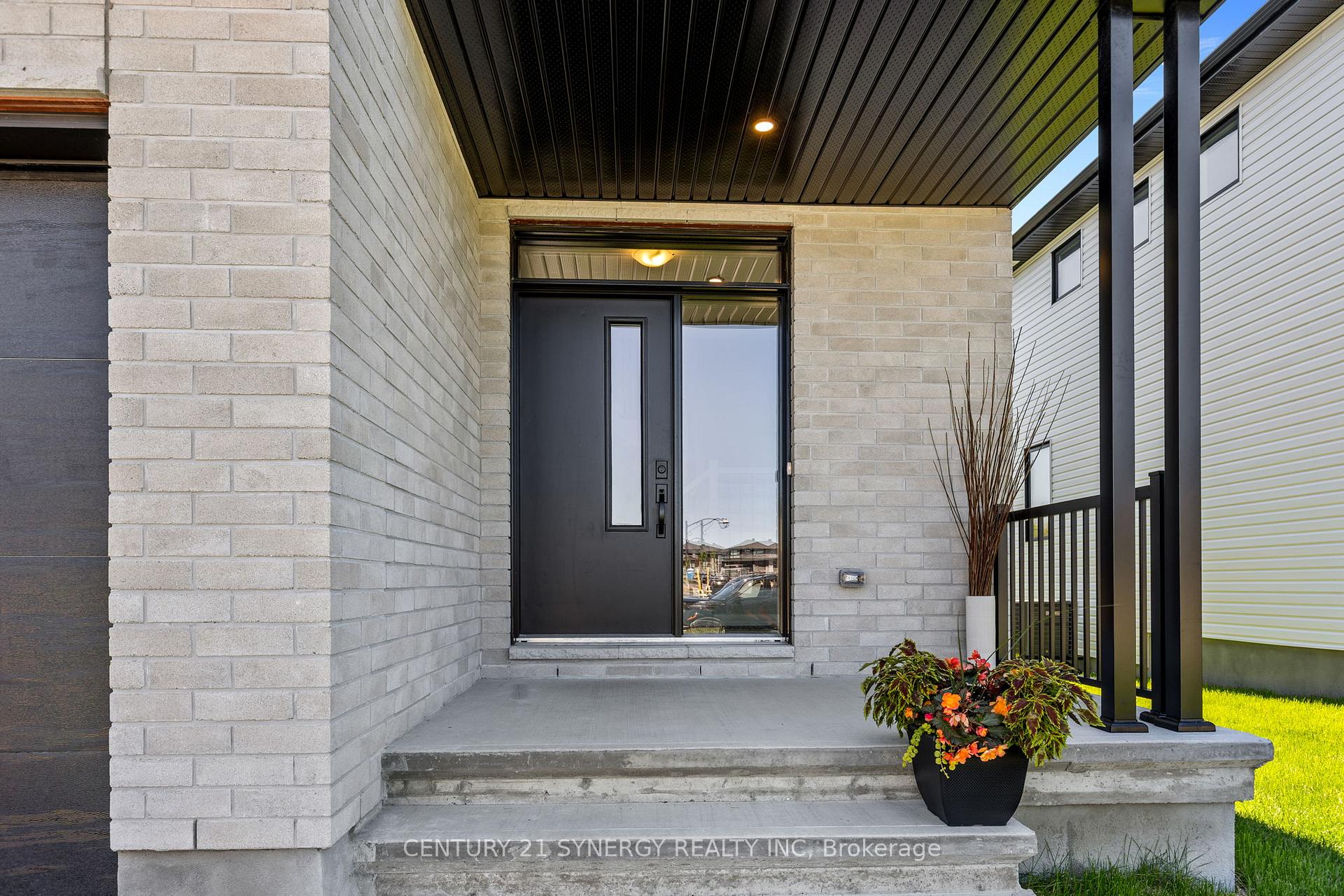 1175 Bronze Avenue, Clarence-Rockland — photo 4 of 5