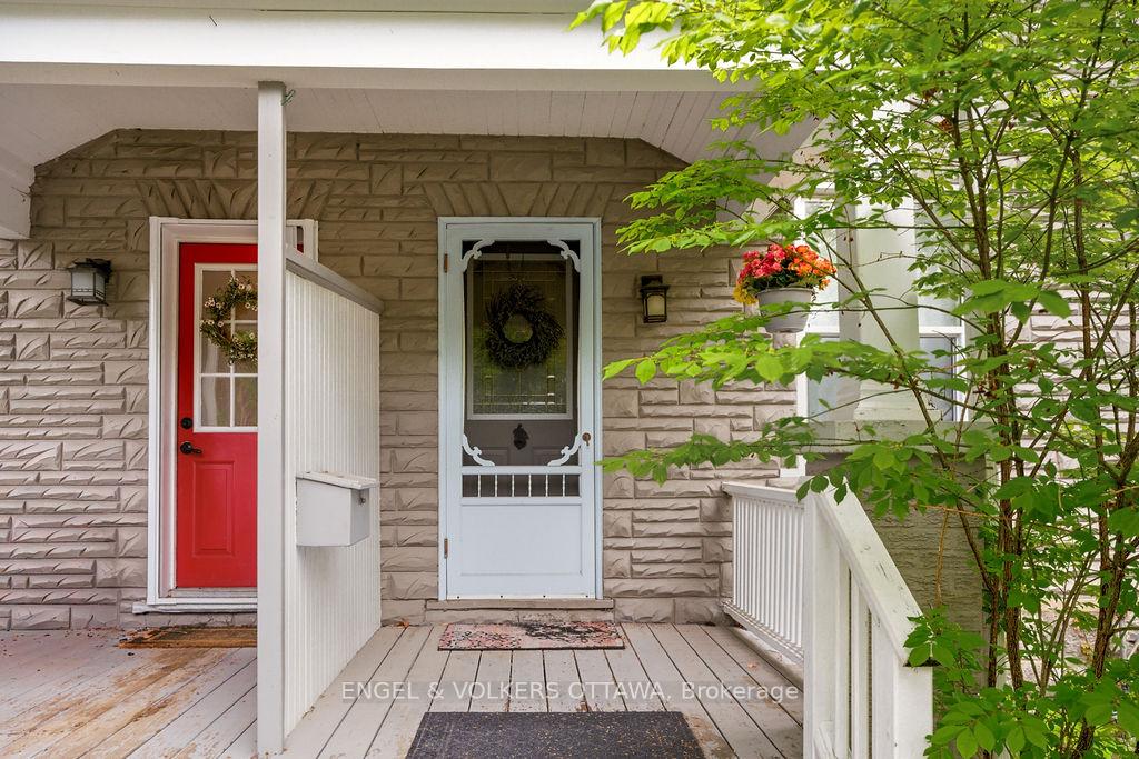94 HOPEWELL Avenue, Glebe - Ottawa East and Area — photo 3 of 5
