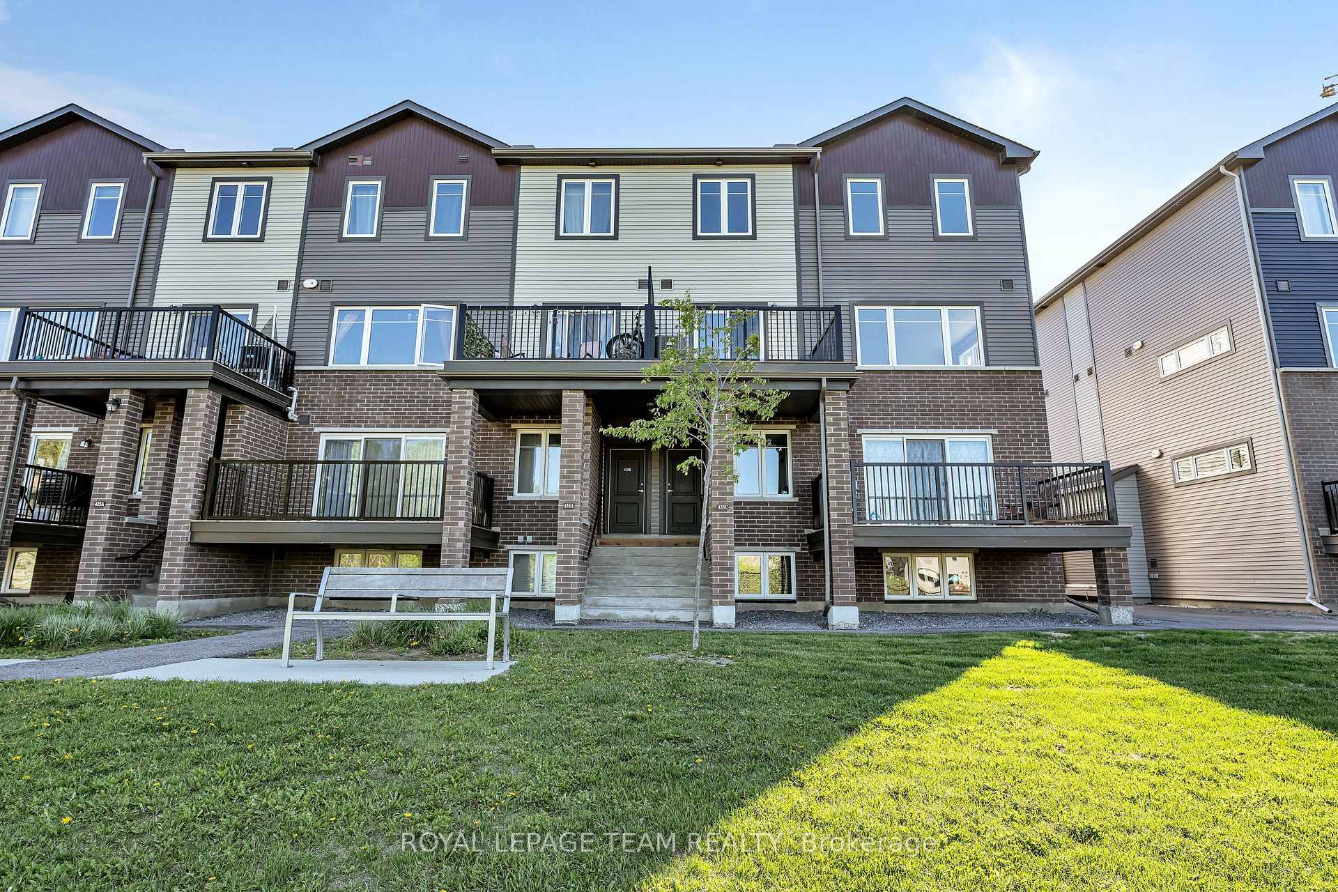 435 Eldorado Private 13, Kanata, ON K2K 0N9 — Kanata, Ontario