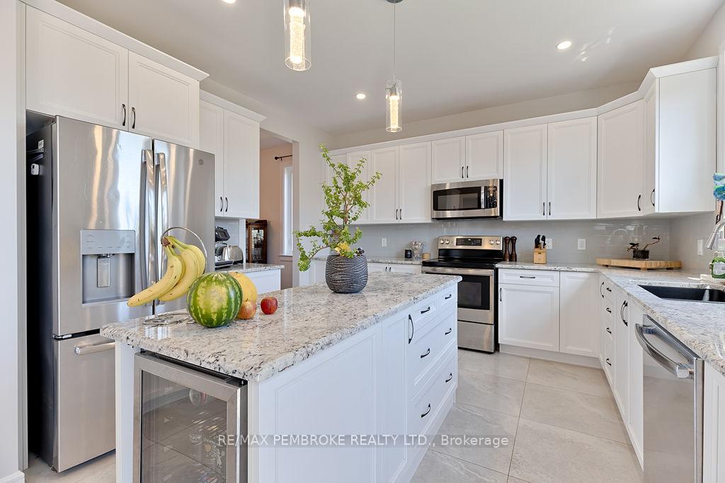 5 Drew Street, Petawawa — photo 5 of 5