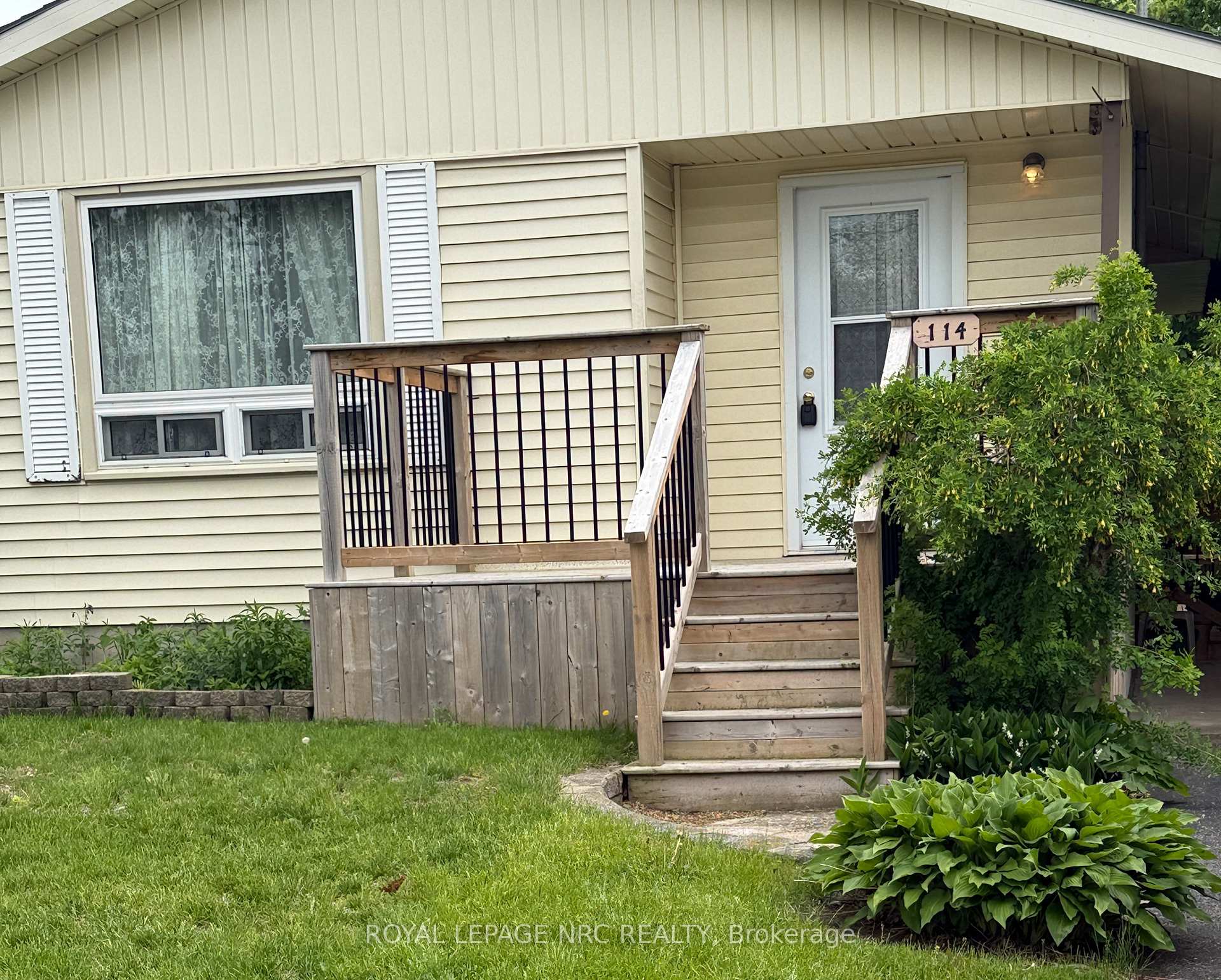 114 W Brown St West Street W, Norfolk — photo 2 of 5