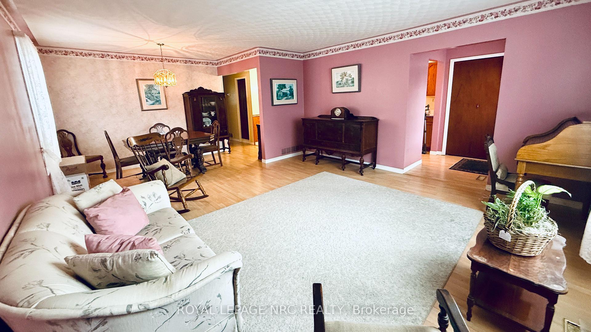 114 W Brown St West Street W, Norfolk — photo 5 of 5