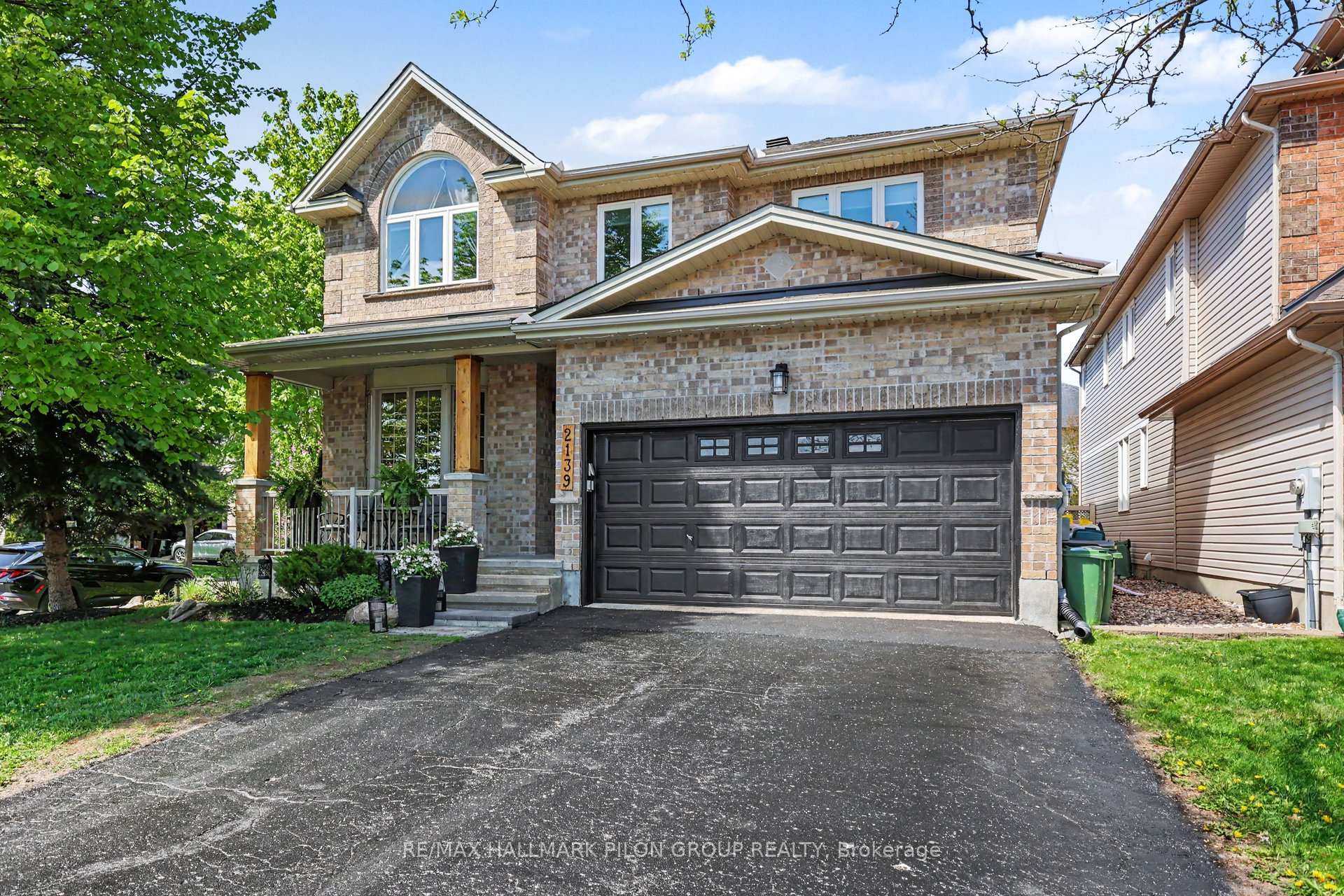 2139 Valin Street, Orleans - Cumberland and Area, ON K4A 4T3 — Orleans - Cumberland and Area, Ontario