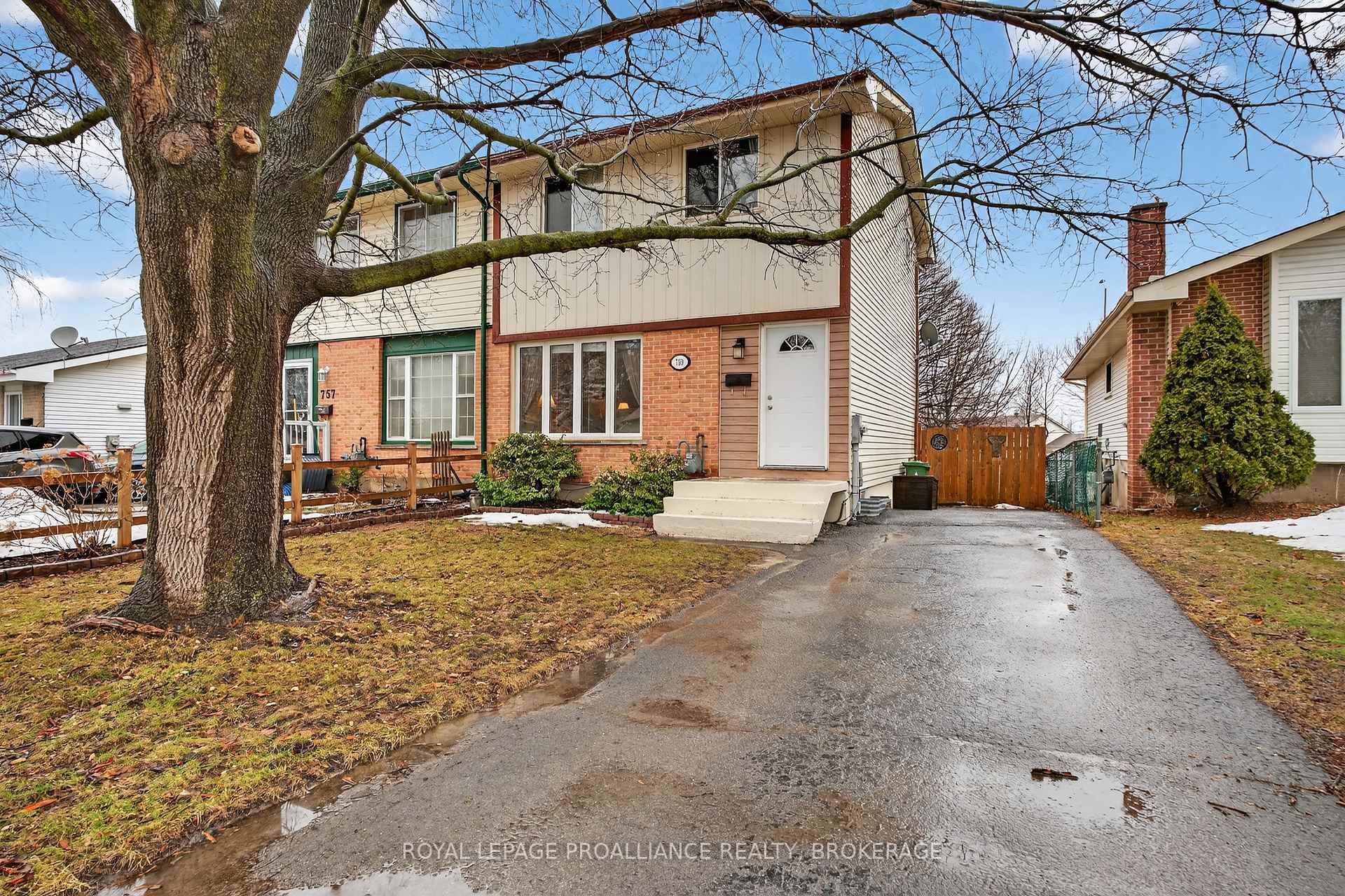759 Somerset Crescent, Kingston, ON K7P 1G3 — Kingston, Ontario