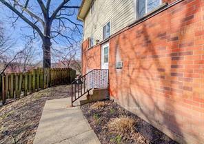119 CEDAR Street S 15, Waterloo — photo 3 of 5
