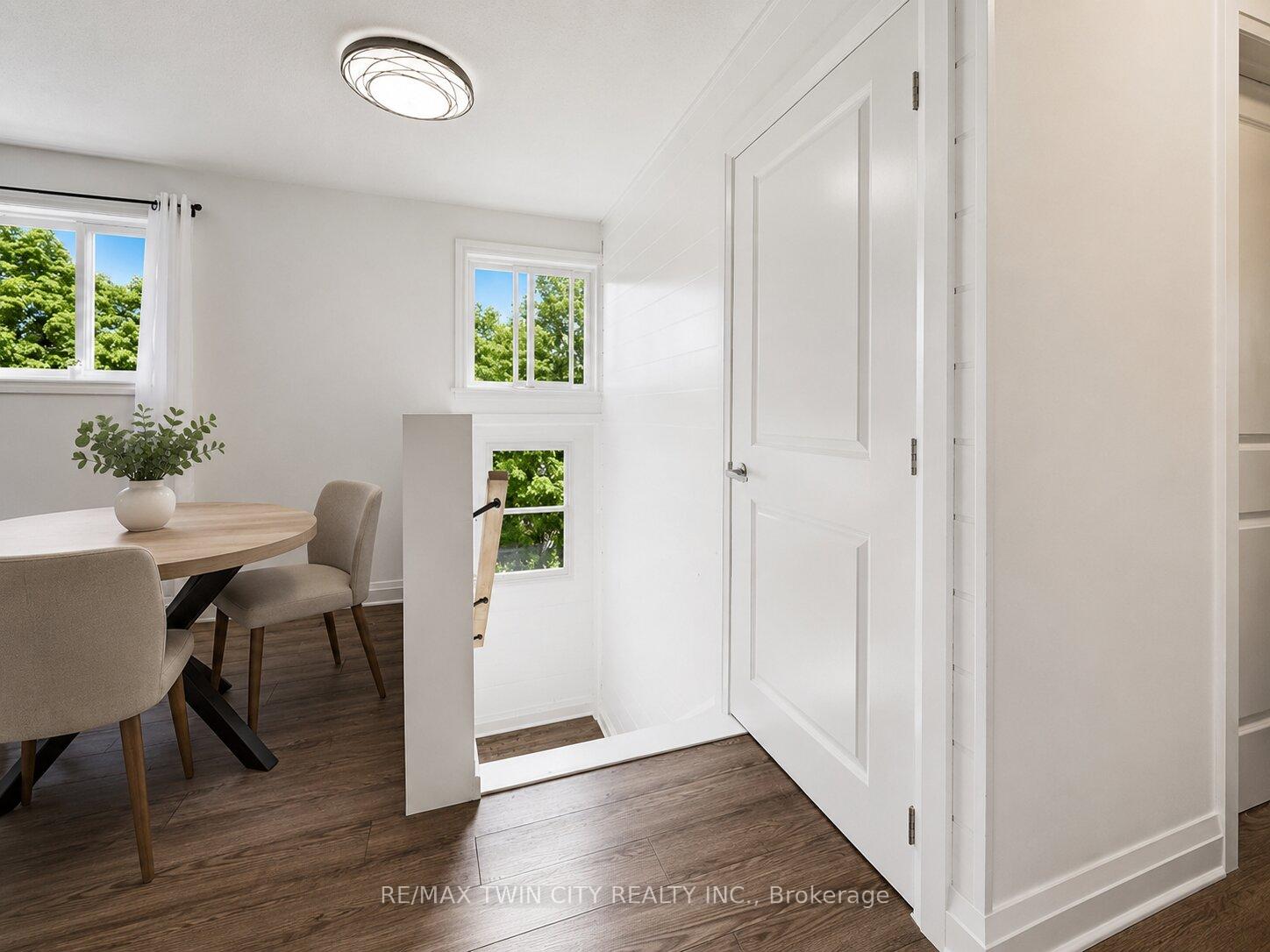 119 CEDAR Street S 15, Waterloo — photo 4 of 5