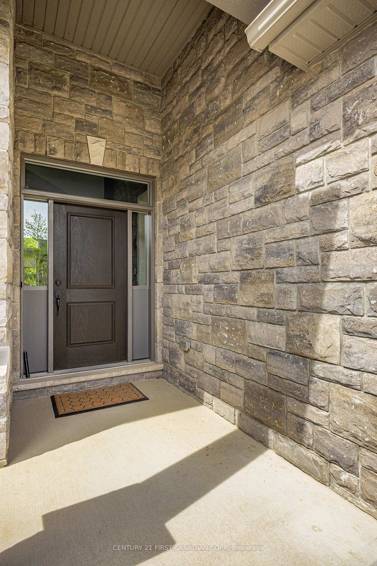 2263 Dauncey Crescent, London North — photo 5 of 5