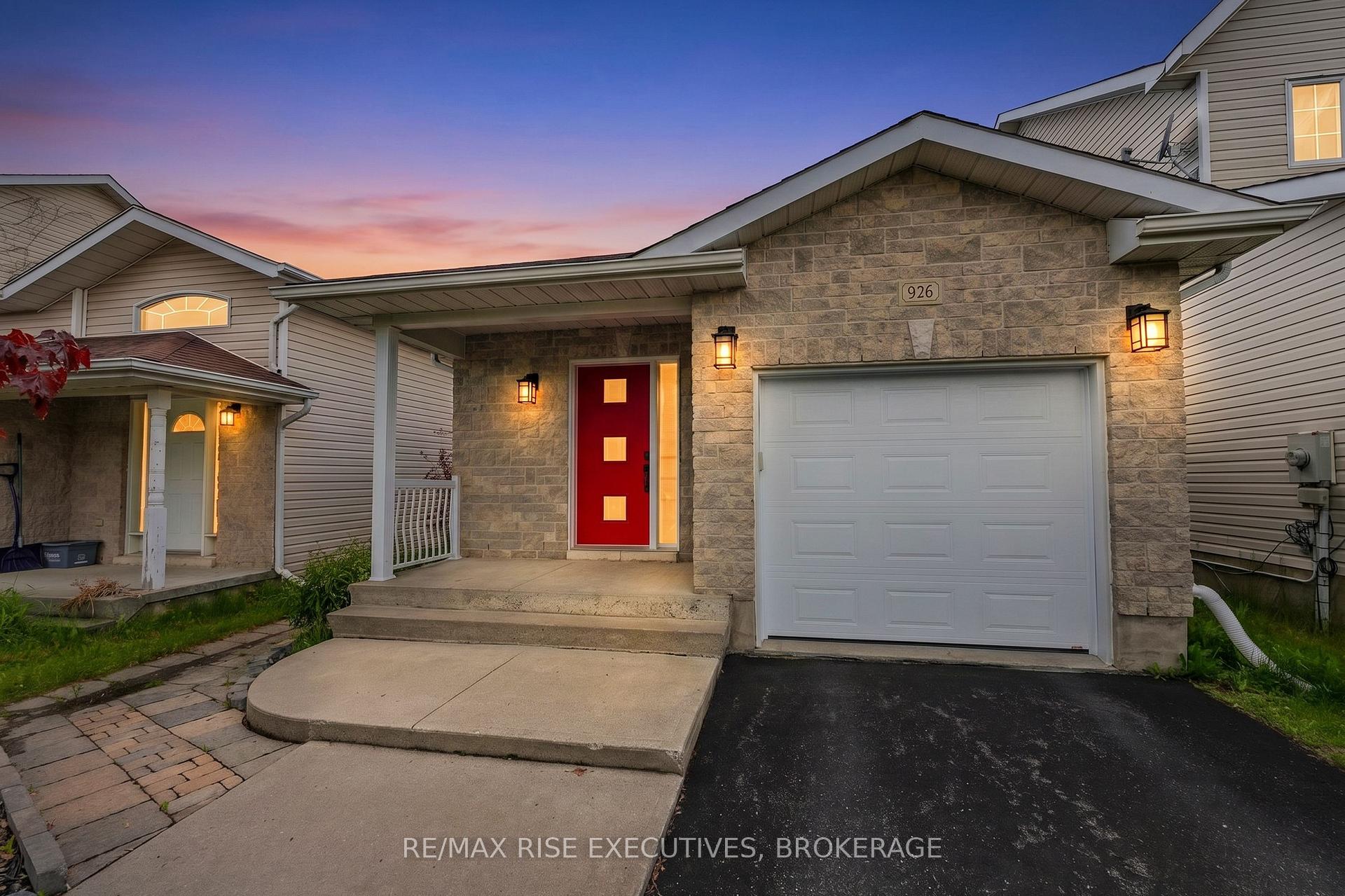 926 Bluffwood Avenue, Kingston, ON K7K 7K4 — Kingston, Ontario