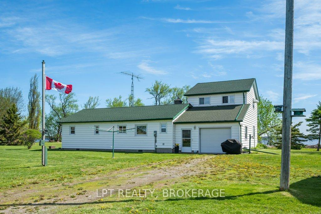 159 Point Pleasant Lane, Prince Edward County — photo 2 of 5