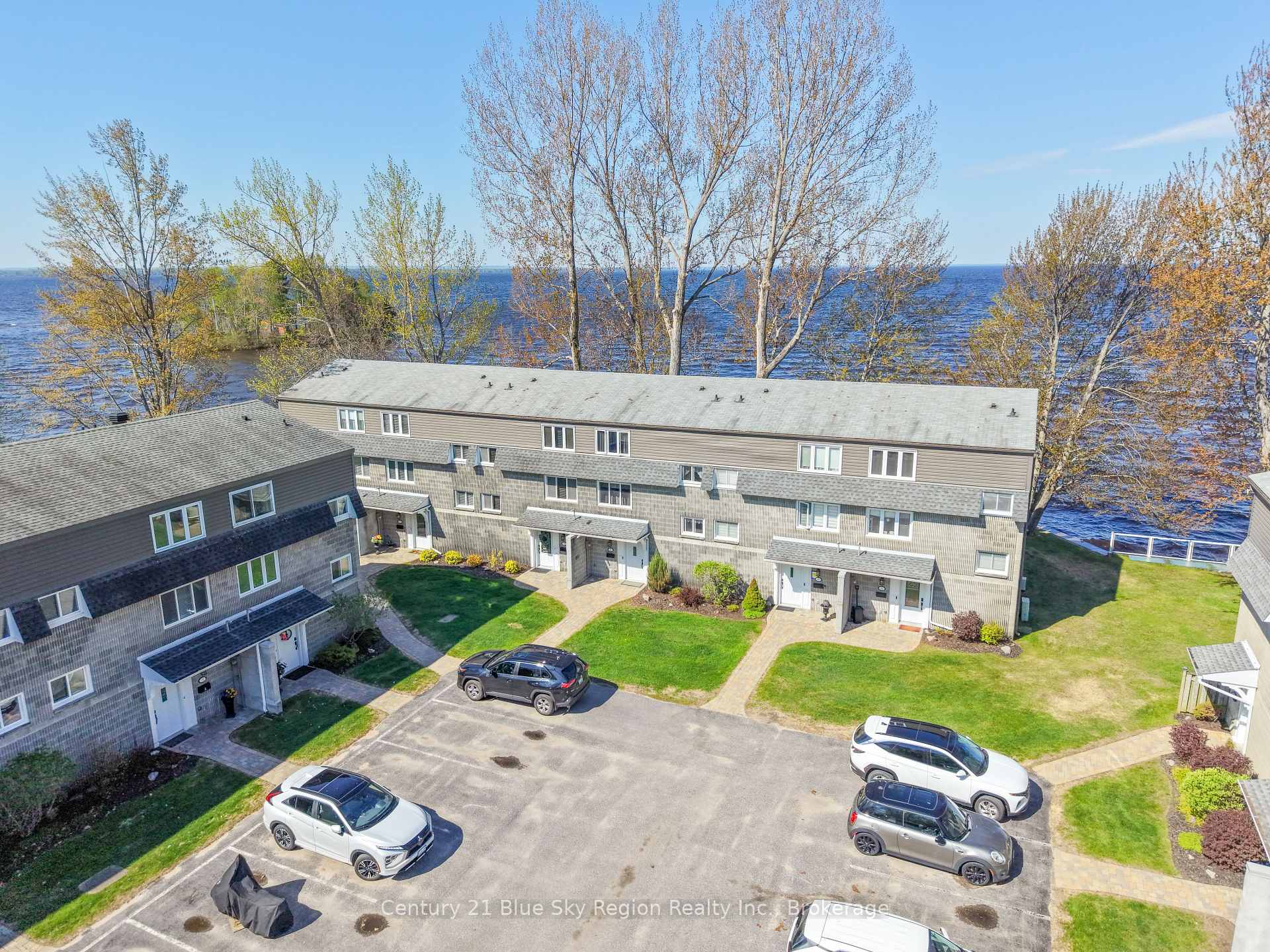 1205 Premier Road 8, North Bay, ON P1A 2J3 — North Bay, Ontario