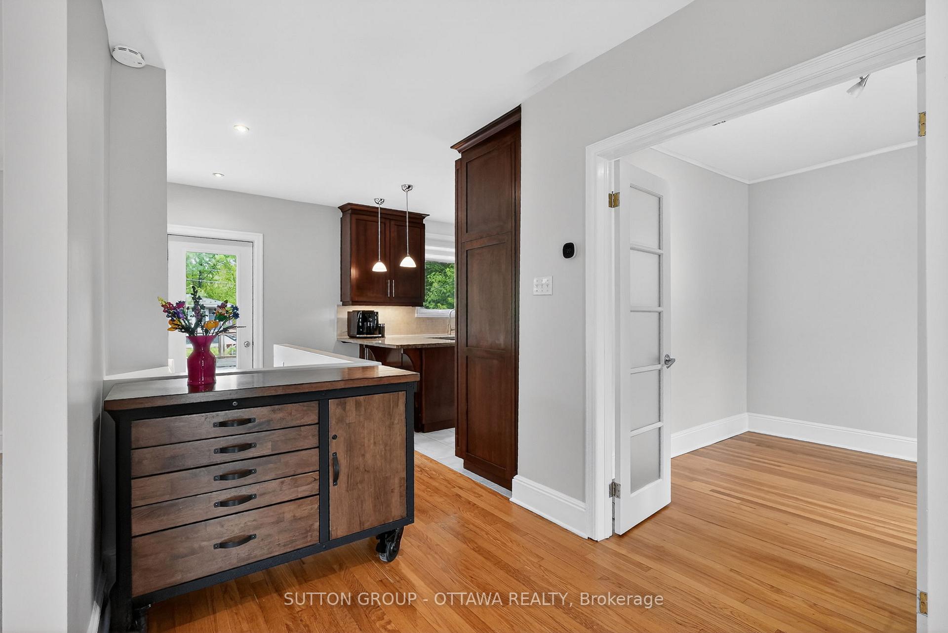 85 RIVERDALE Avenue, Glebe - Ottawa East and Area — photo 4 of 5