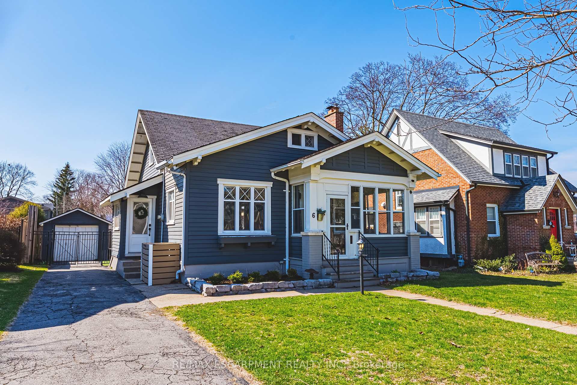 6 Nelles Boulevard, Grimsby, ON L3M 3R1 — Grimsby, Ontario