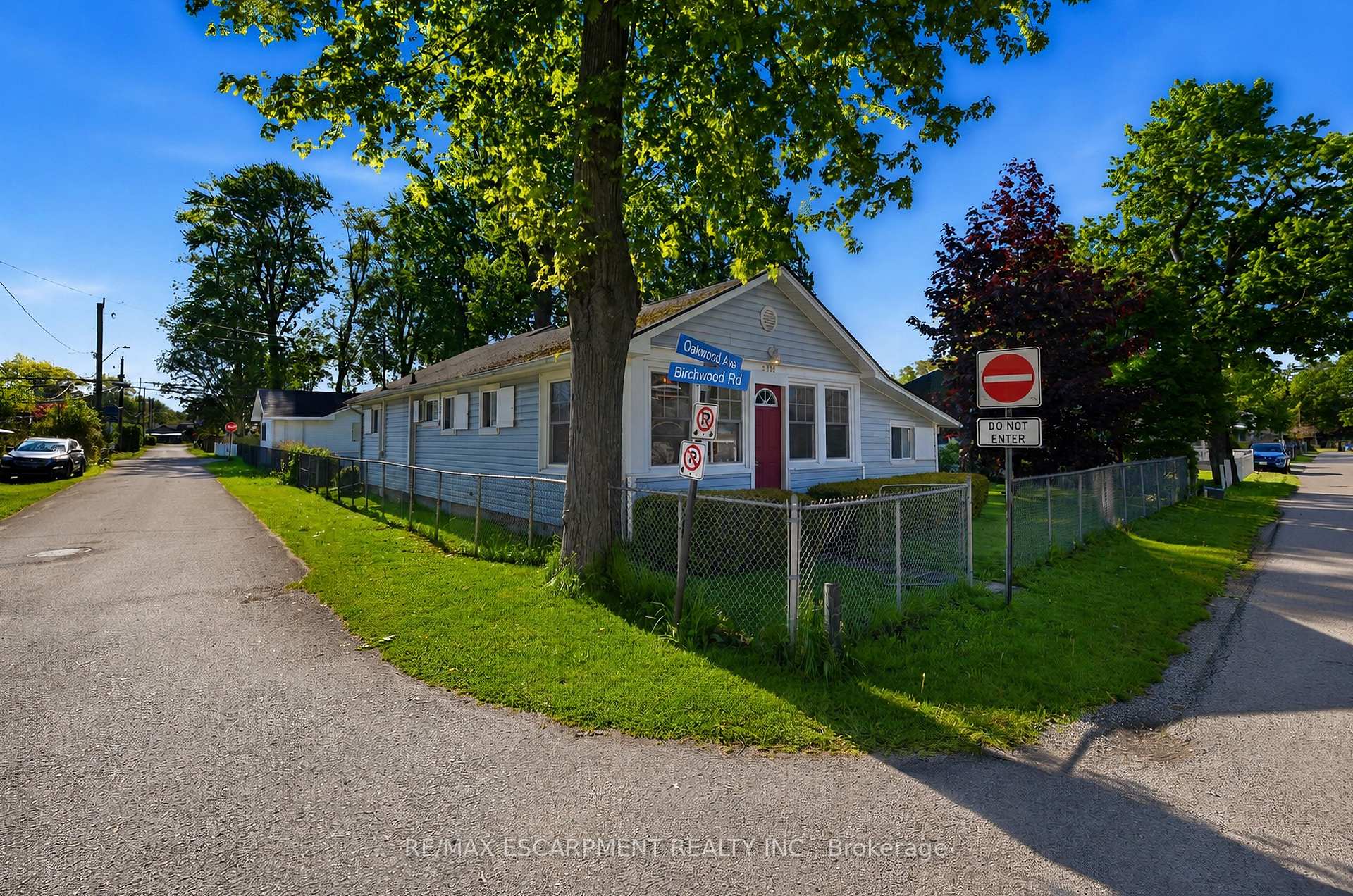 376 OAKWOOD Avenue, Fort Erie — photo 2 of 5