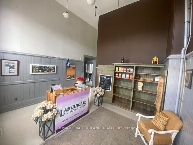 750 Talbot Street, St. Thomas — photo 3 of 5