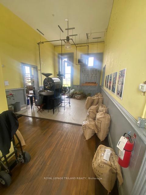750 Talbot Street, St. Thomas — photo 5 of 5