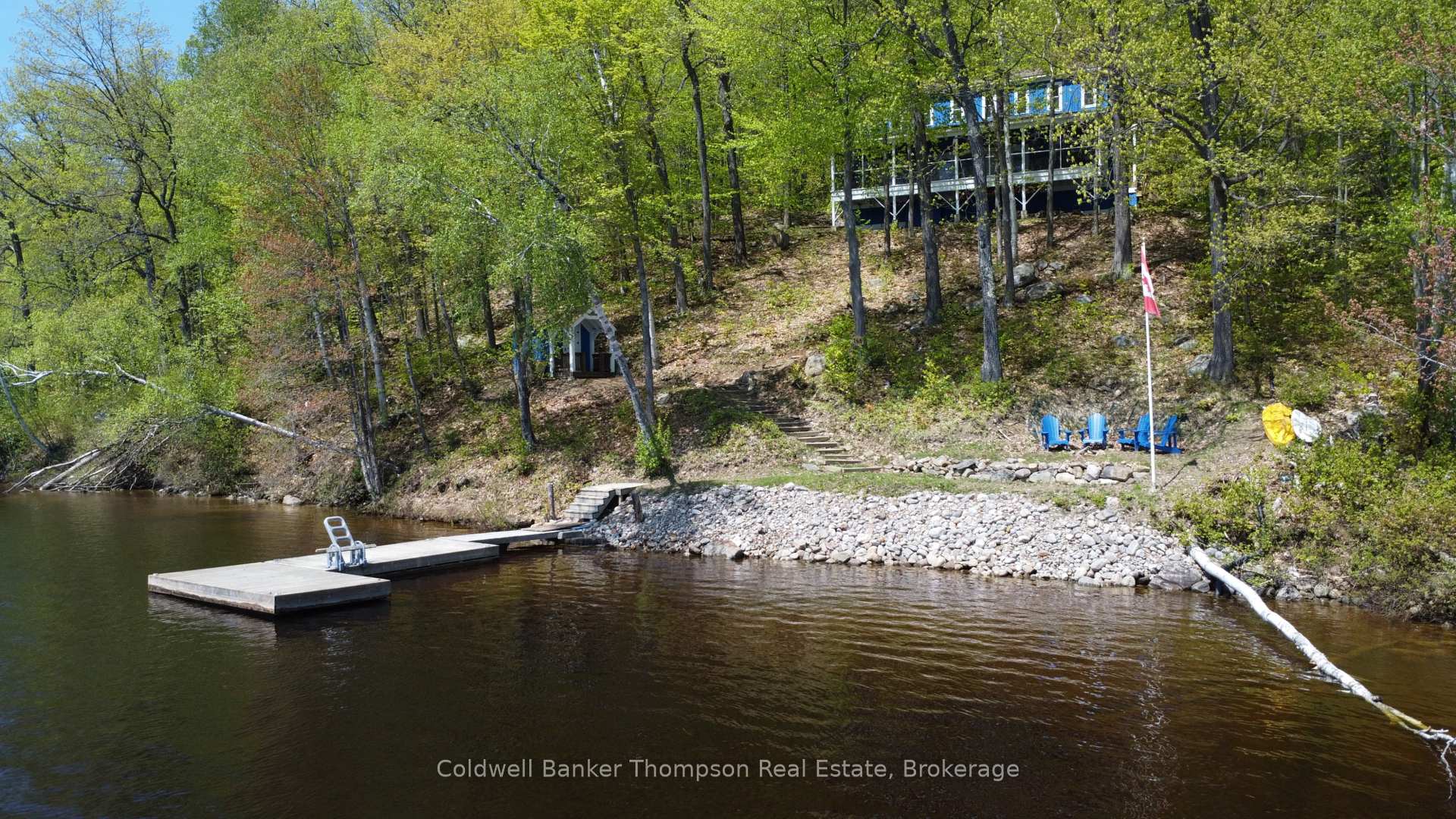 768 Big Island, Huntsville, ON P1H 2J2 — Huntsville, Ontario