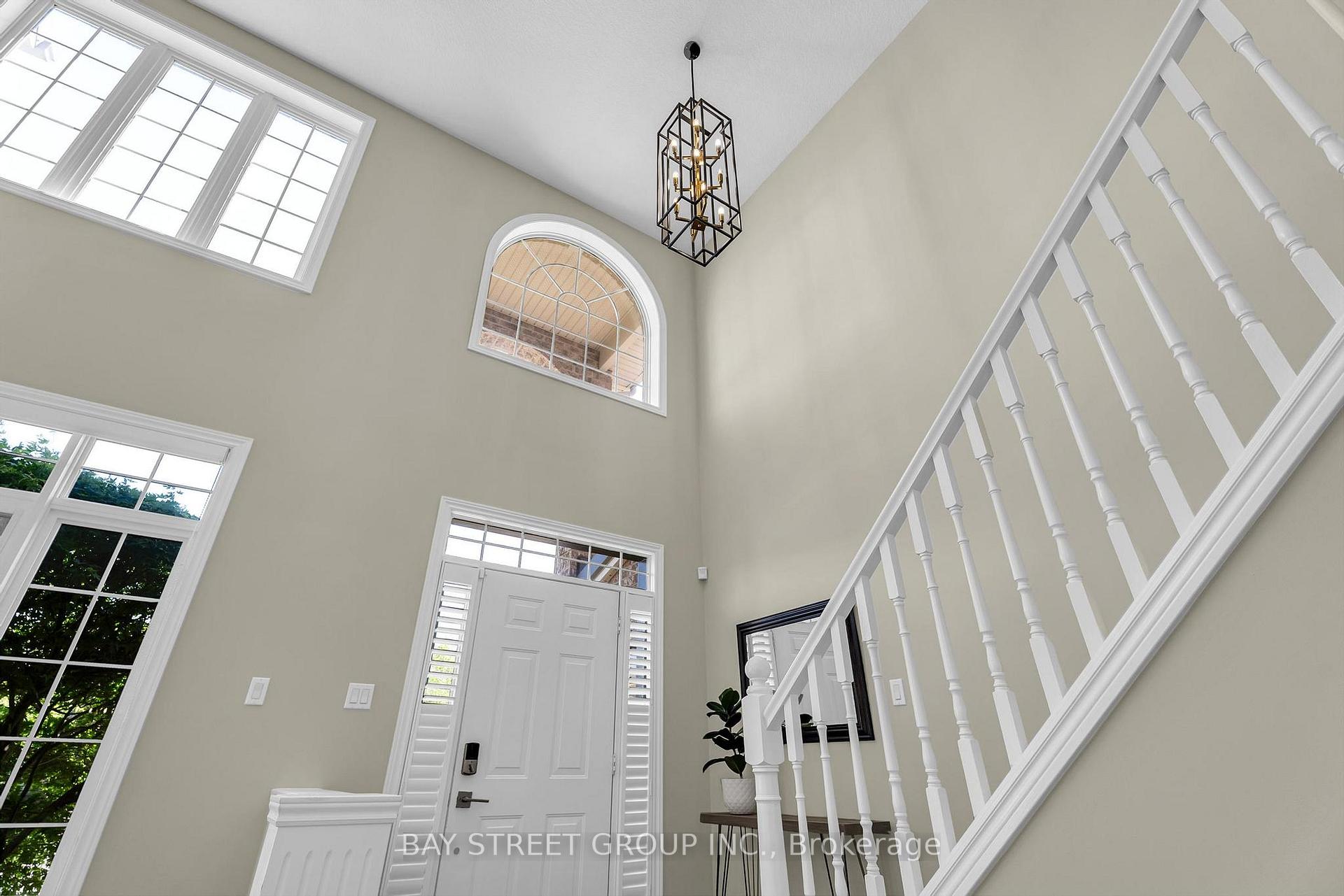 294 Berryhill Drive, London North — photo 5 of 5