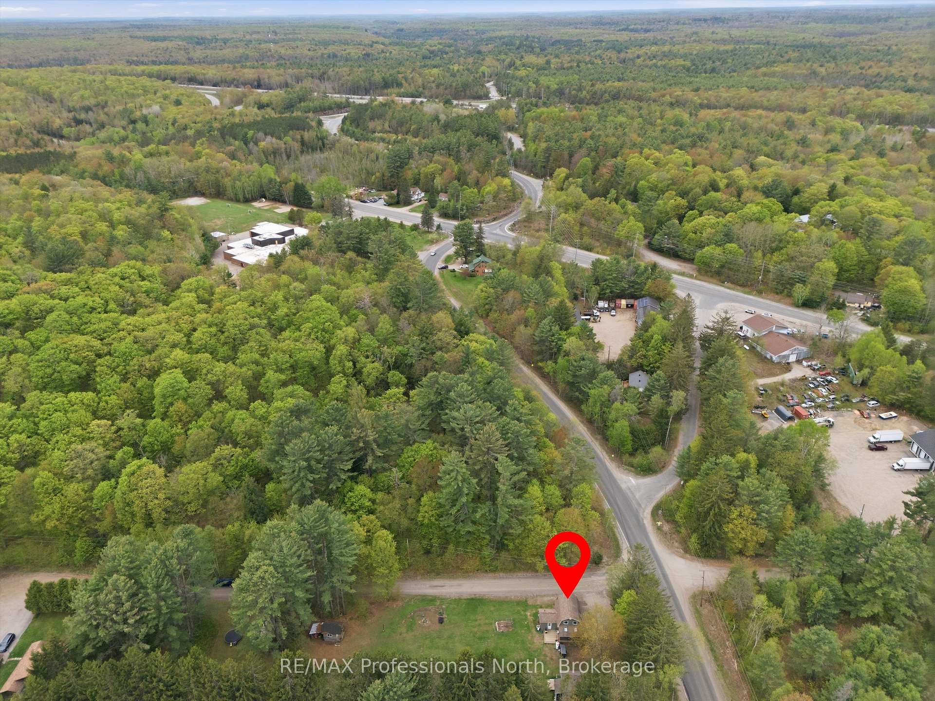 185 Muskoka 10 Road, Huntsville — photo 4 of 5