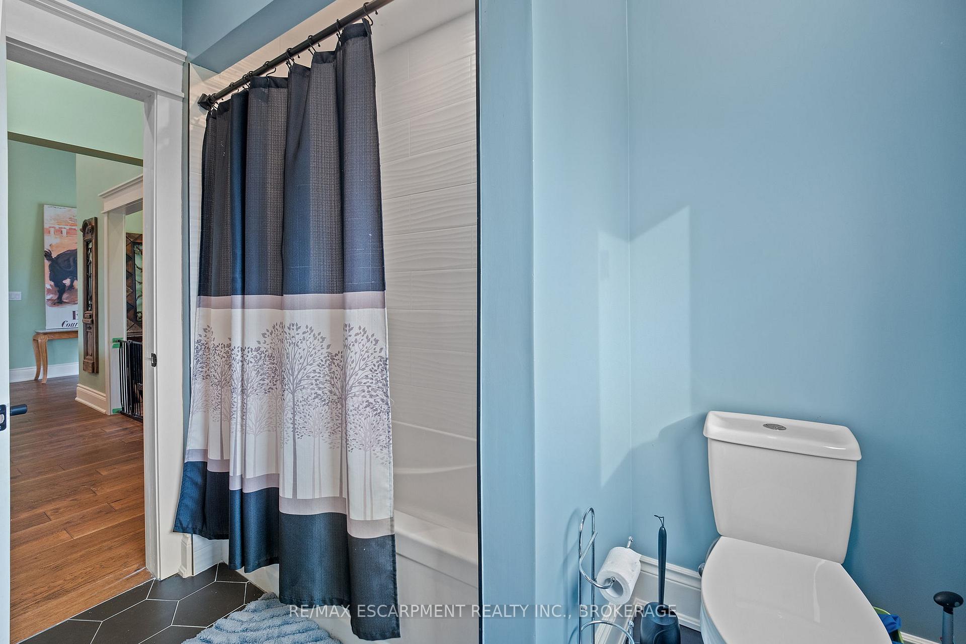 3809 Netherby Road, Fort Erie — photo 3 of 5
