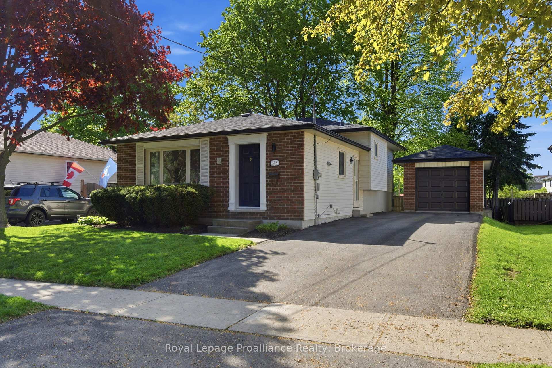 629 Mackechnie Crescent, Cobourg — photo 2 of 5