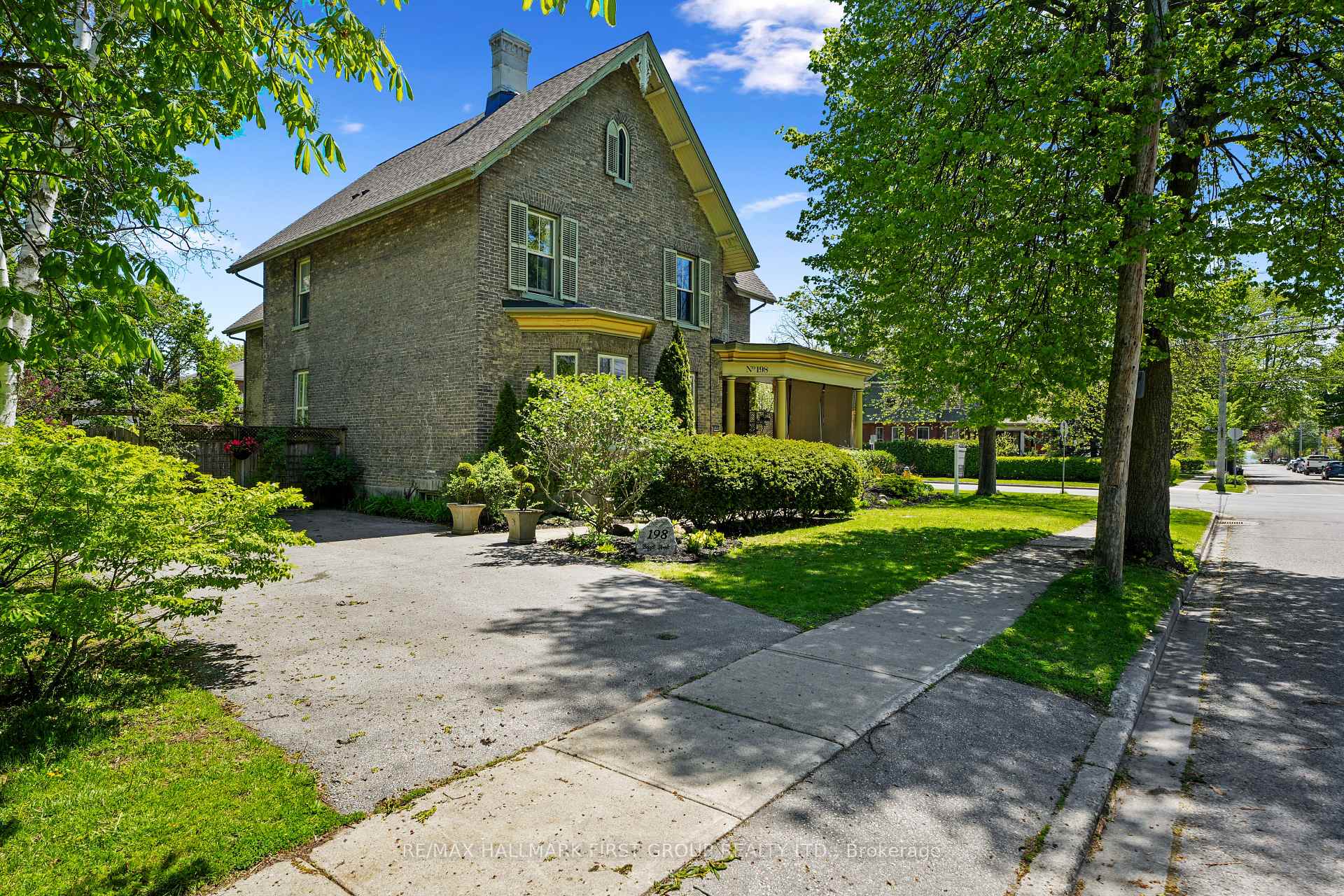 198 Bagot Street, Cobourg — photo 3 of 5
