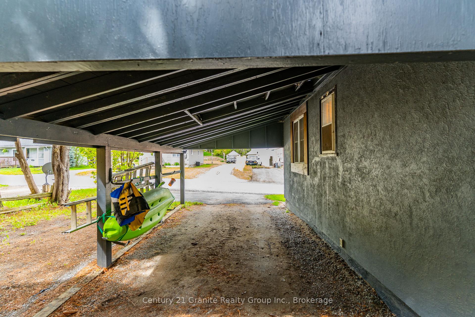16 Newcastle Street, Minden Hills — photo 5 of 5