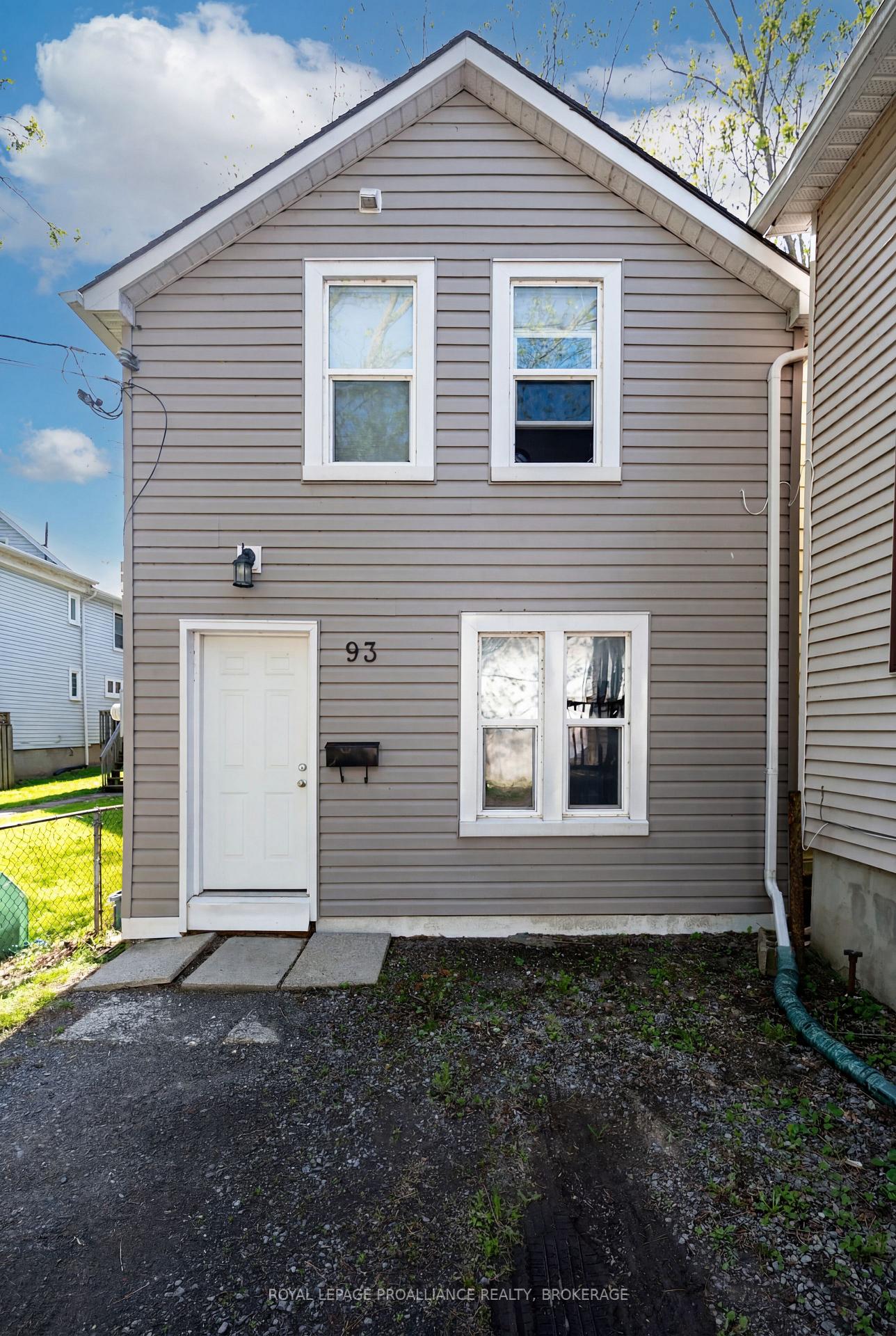 93 Linton Street, Kingston, ON K7K 1N6 — Kingston, Ontario