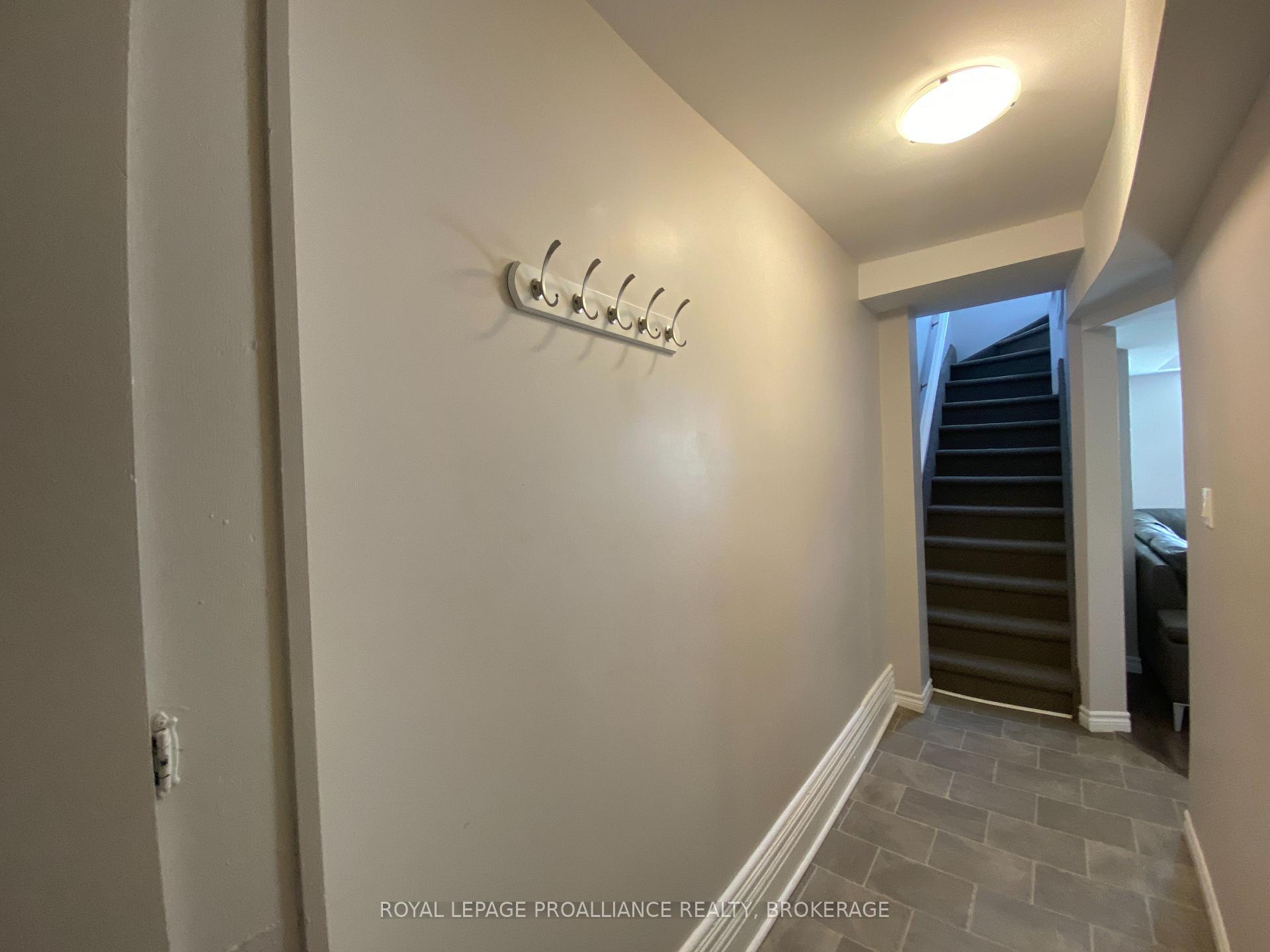 93 Linton Street, Kingston — photo 2 of 5