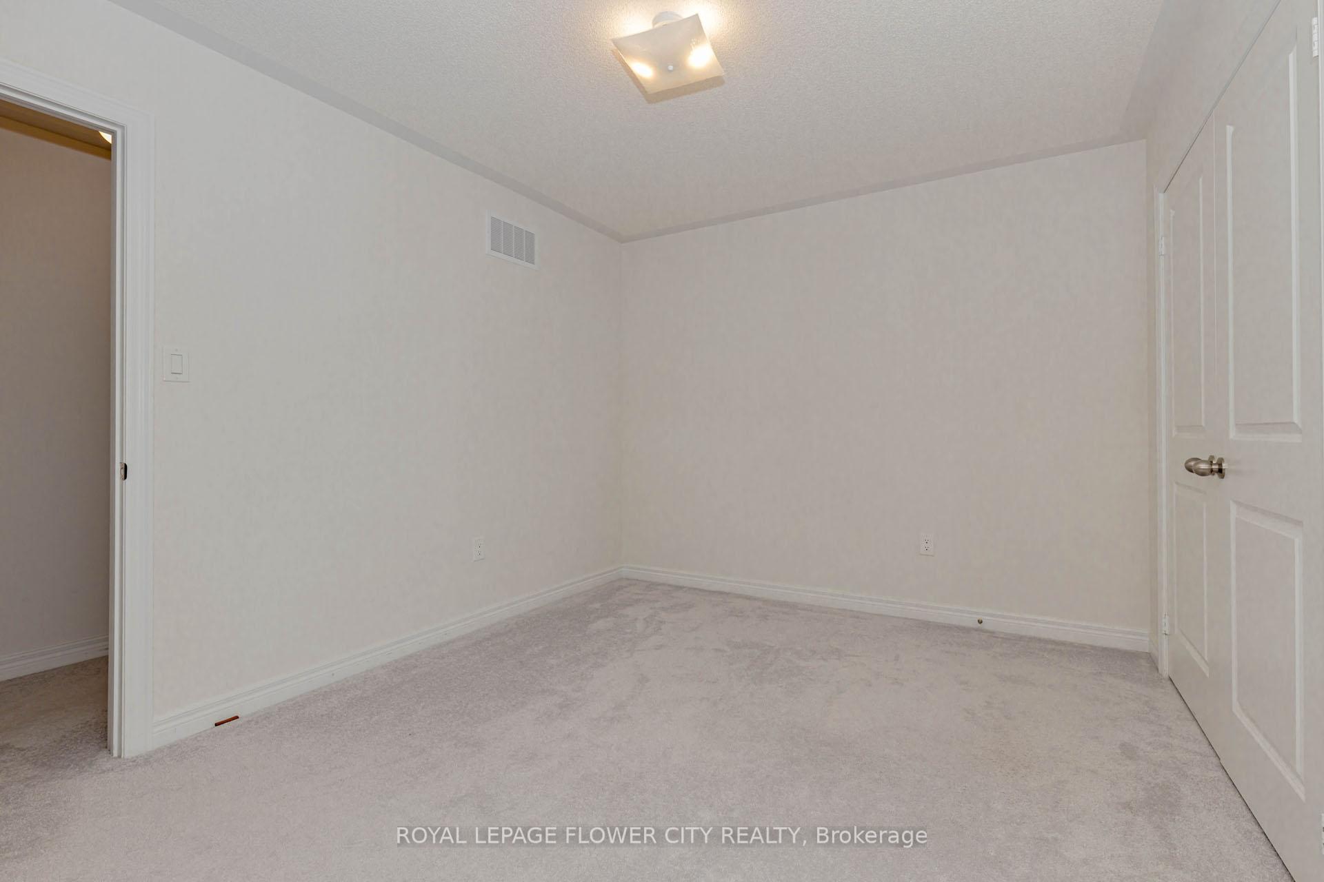 226 Chippewa Avenue, Shelburne — photo 4 of 5