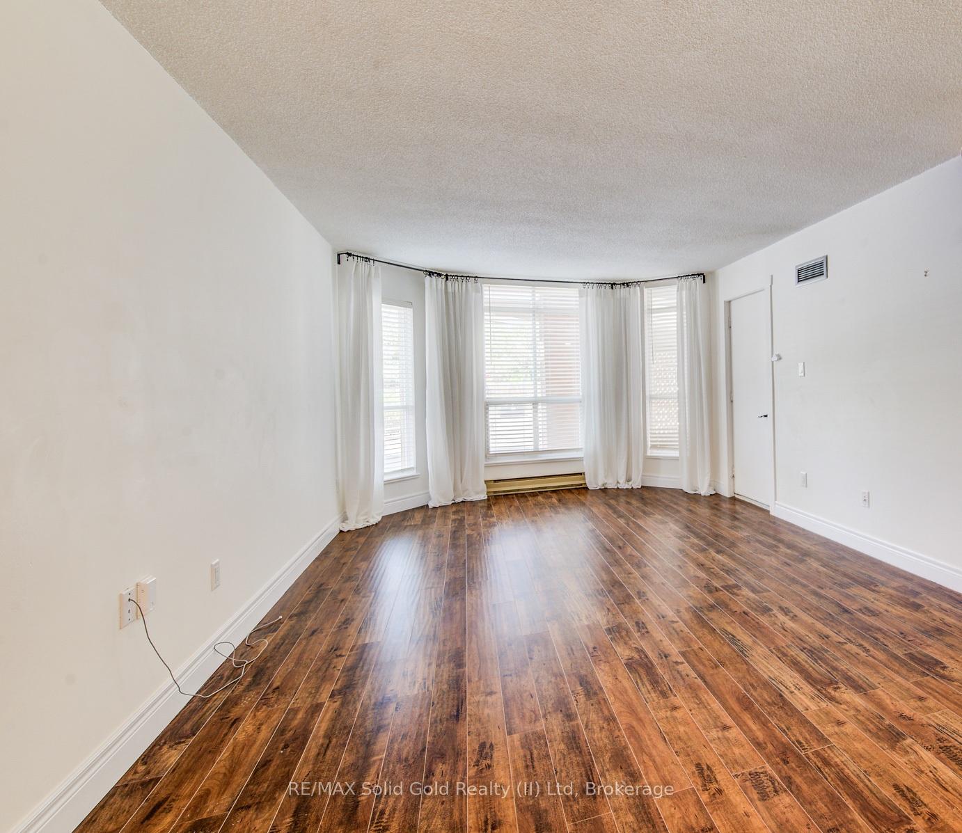 1414 E King Street E 101, Waterloo — photo 4 of 5