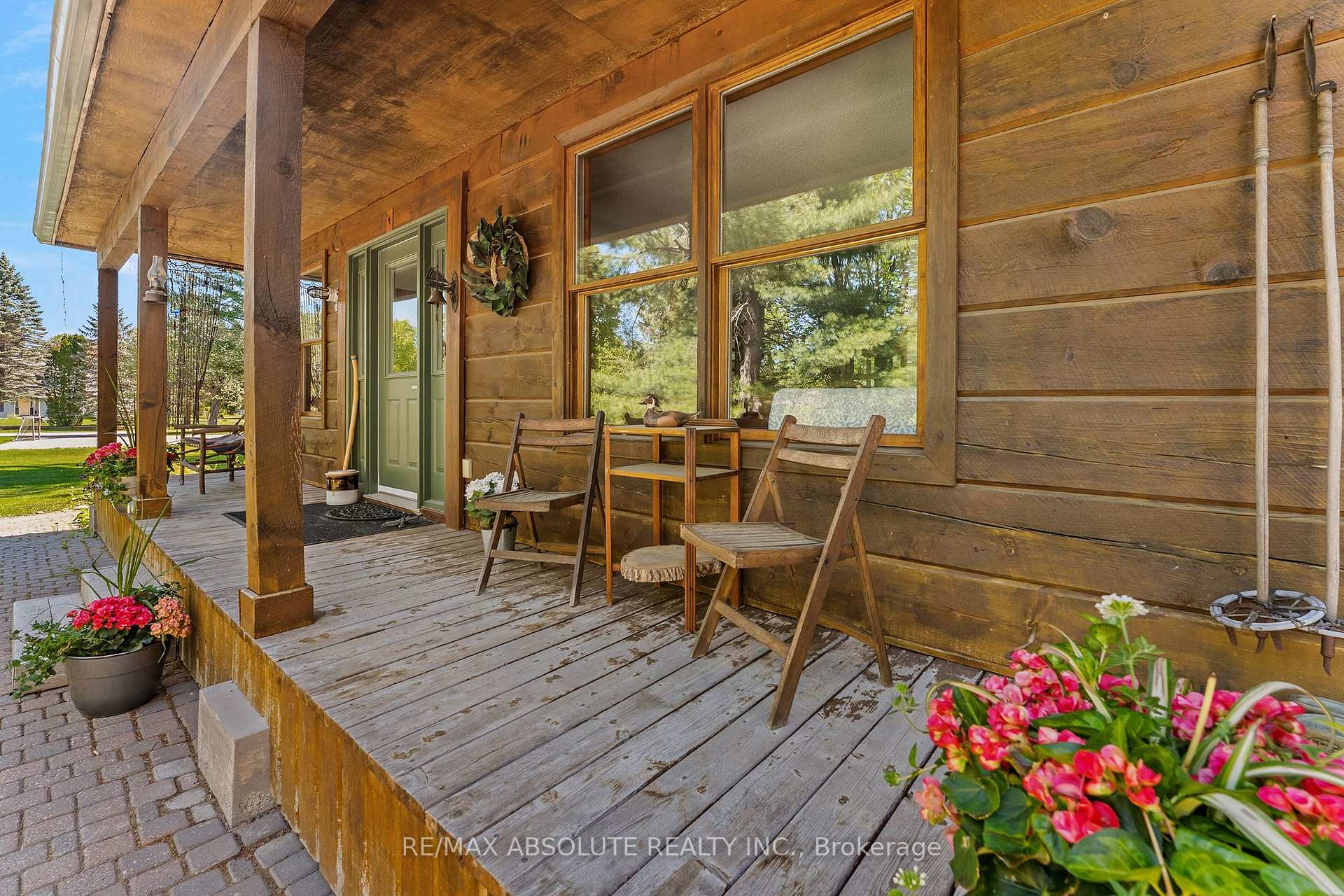 21 Forest Ridge Road, McNab/Braeside — photo 2 of 5