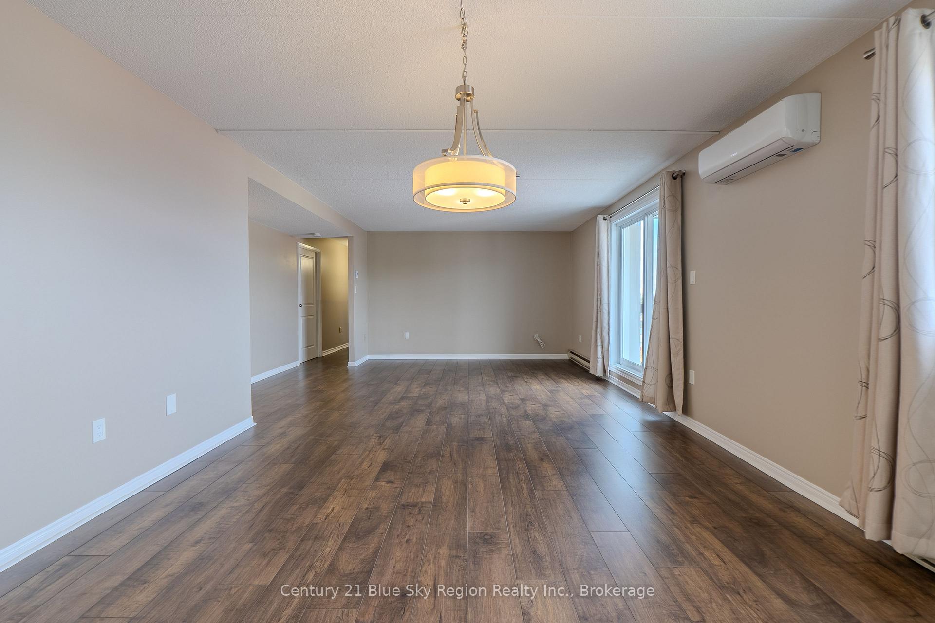 935 Stockdale Road 602, North Bay — photo 4 of 5
