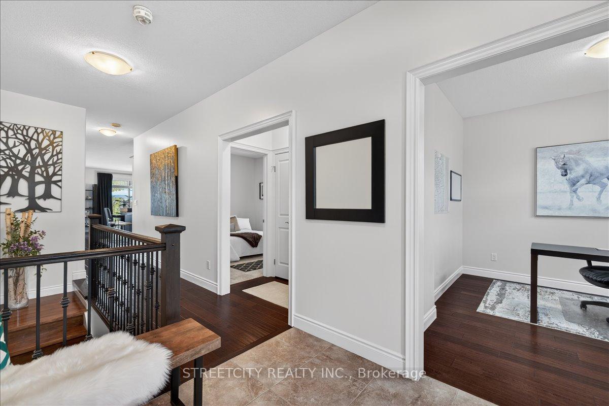 717 Jackpine Way, London North — photo 4 of 5