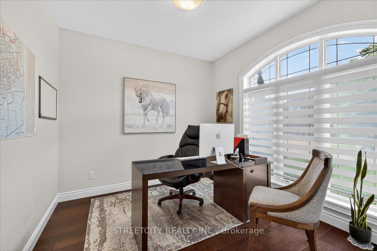717 Jackpine Way, London North — photo 5 of 5