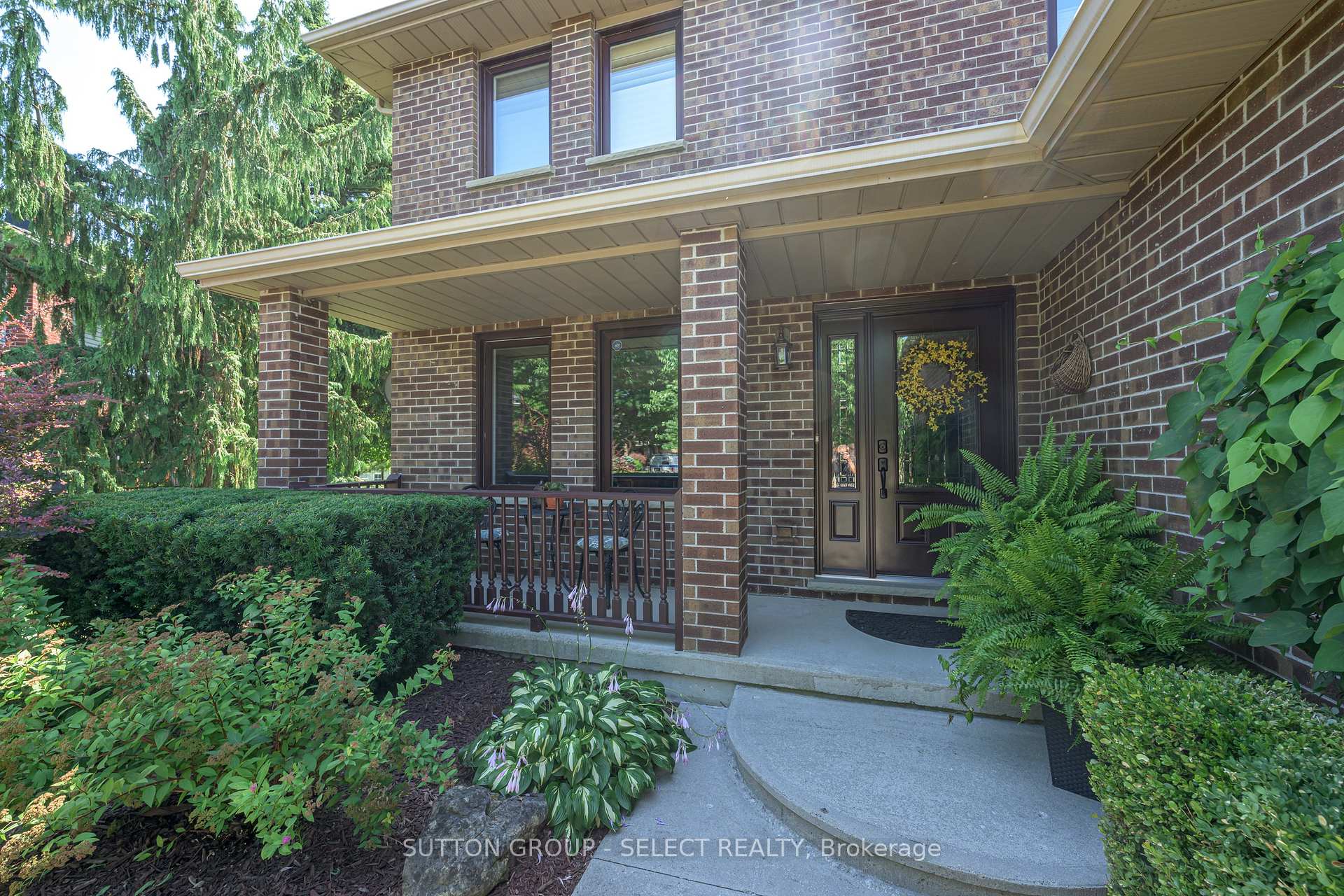 31 Robinson Court, London North — photo 4 of 5