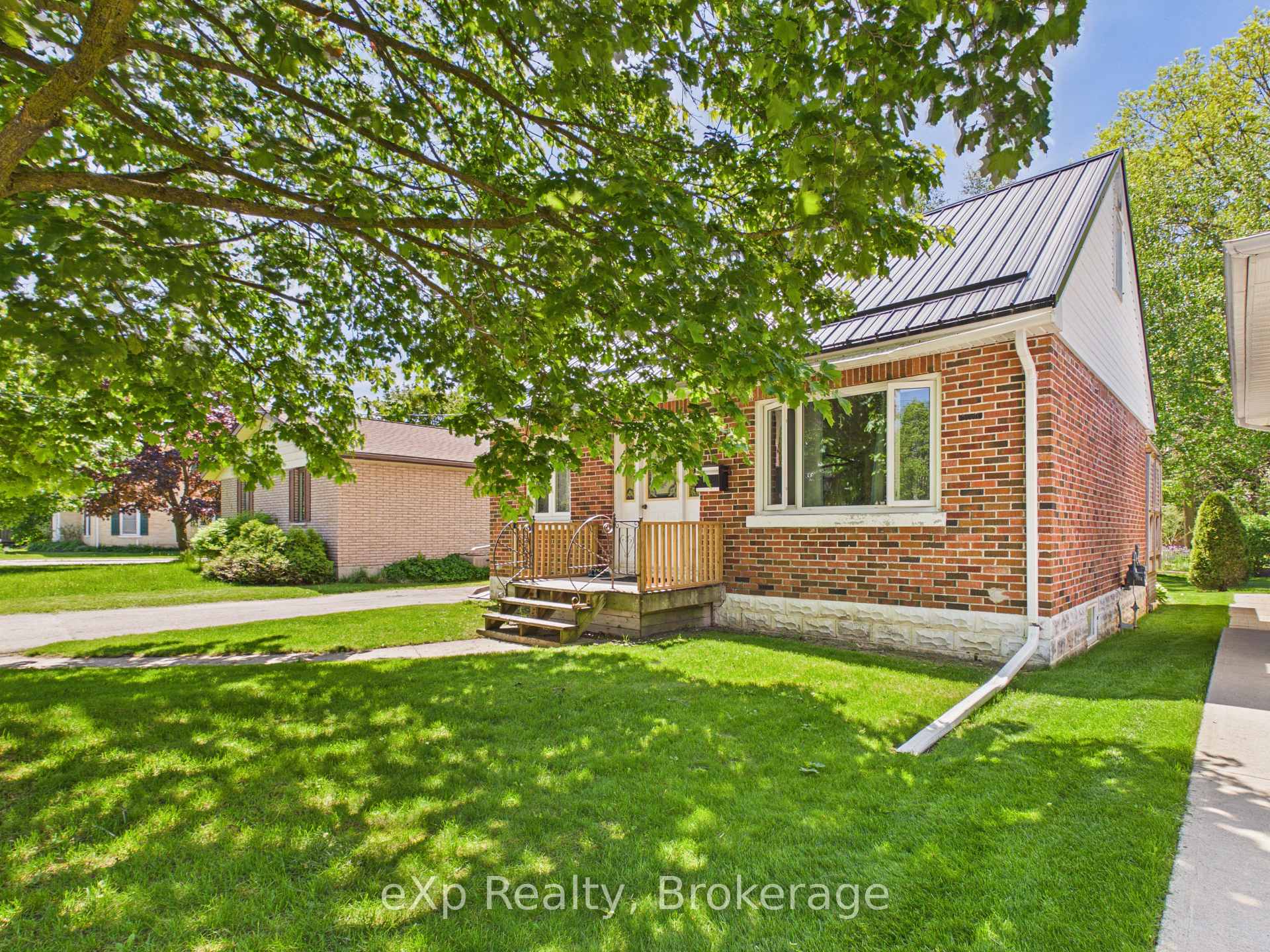 419 Colborne Street, Brockton, ON N0G 2V0 — Brockton, Ontario