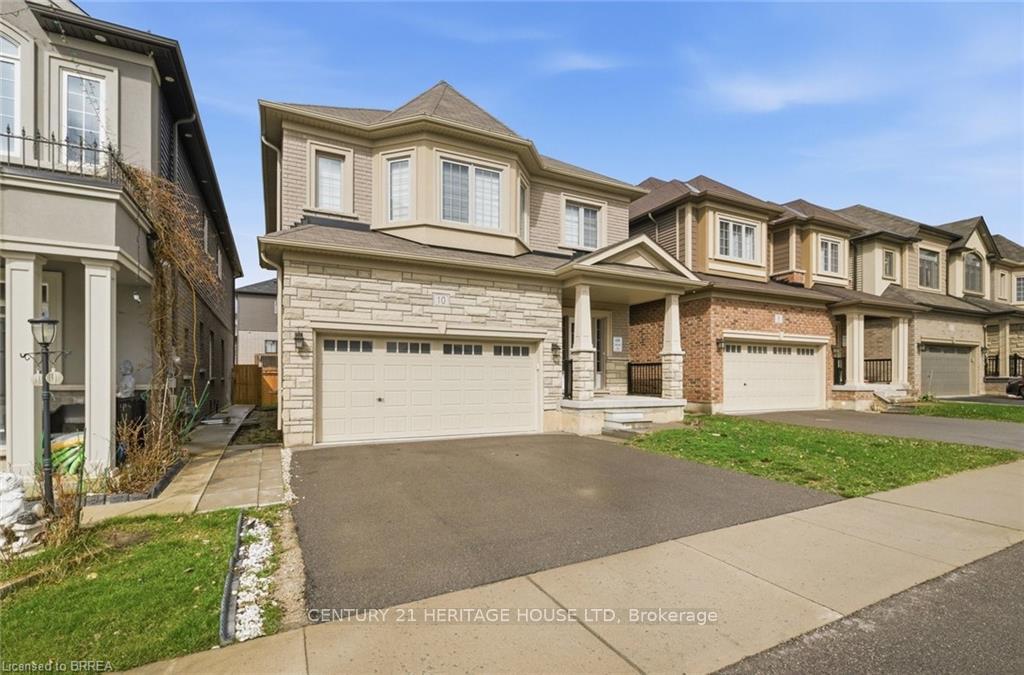 10 Kneale Street E, Brantford — photo 2 of 5
