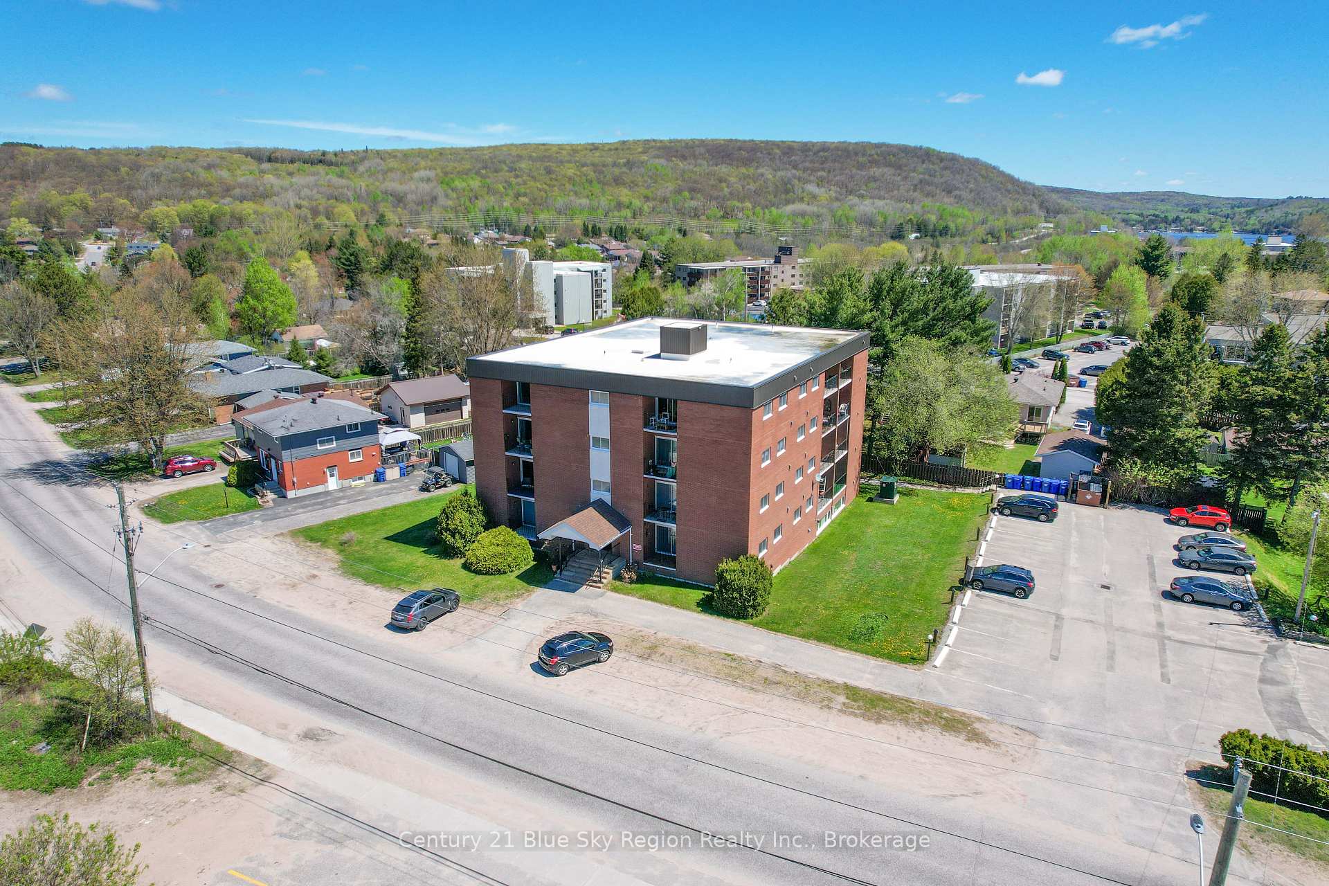 122 Giroux Street 305, North Bay, ON P1B 7Y7 — North Bay, Ontario